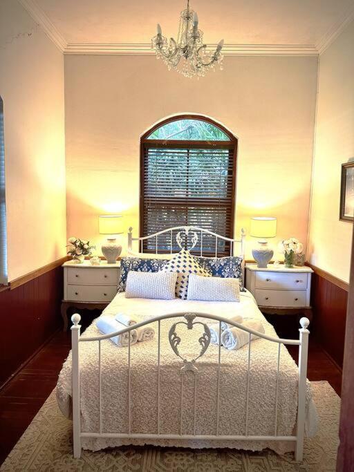 Four-Bedroom House photo 3