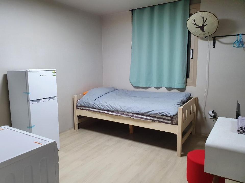 Single Room - Photo 5