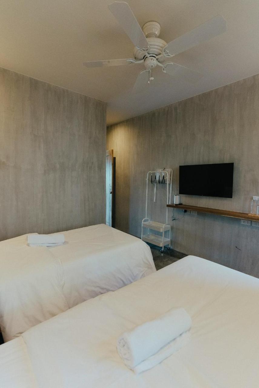 Deluxe Double or Twin Room photo 1