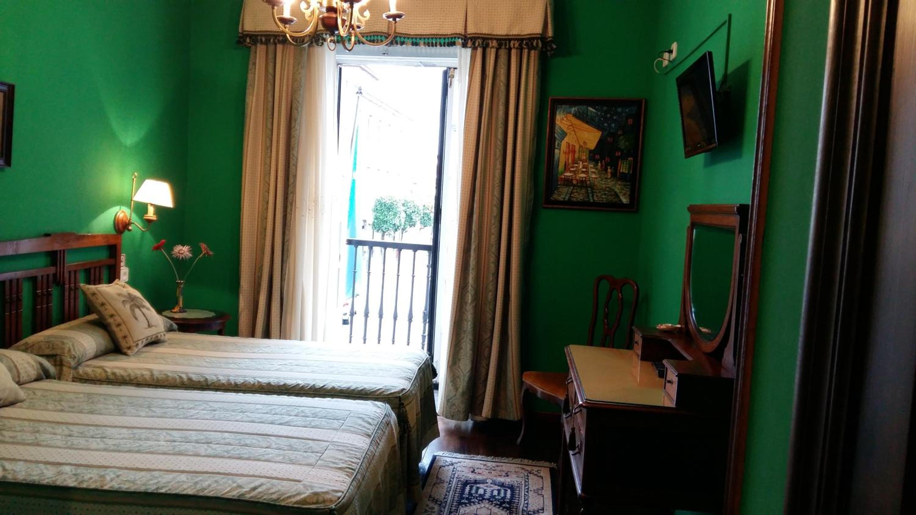 Superior Twin Room photo 3
