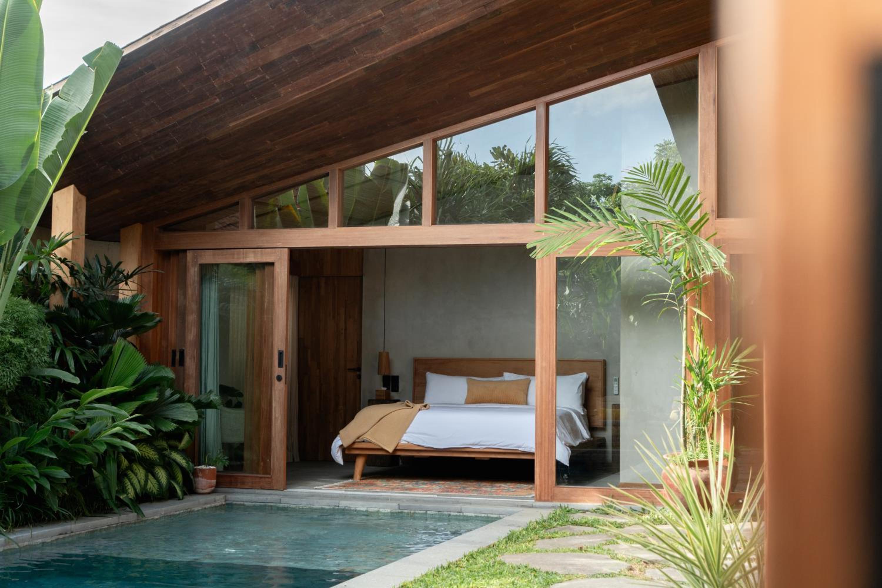 Three-Bedroom Villa photo 1