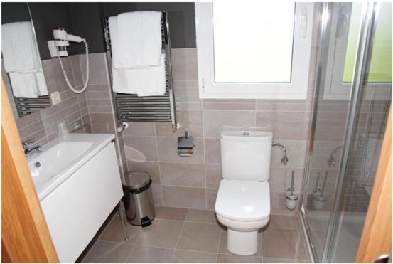 Double or Twin Room photo 2