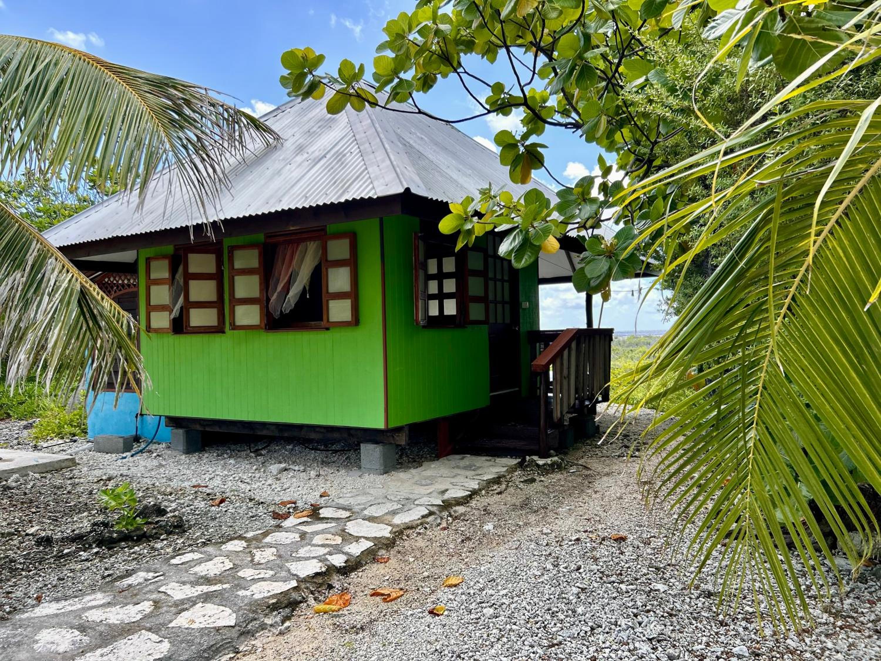 Bungalow with Sea View photo 3