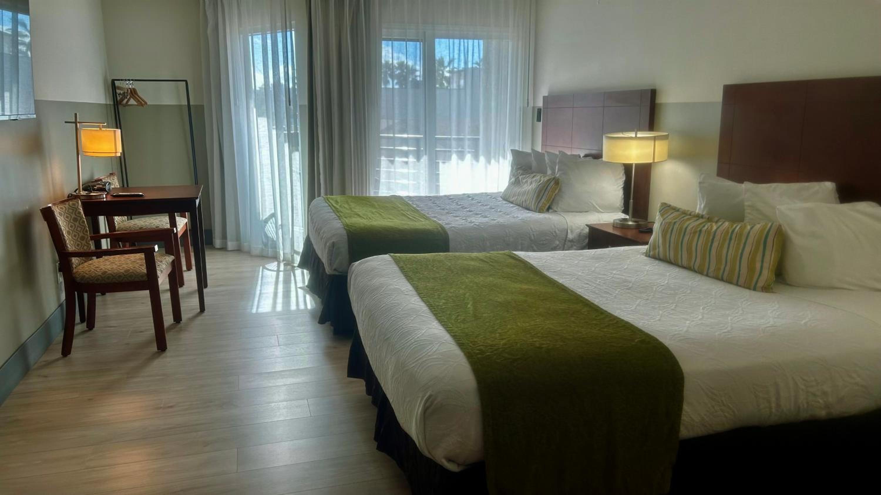 Queen Room With Two Queen Beds photo 1