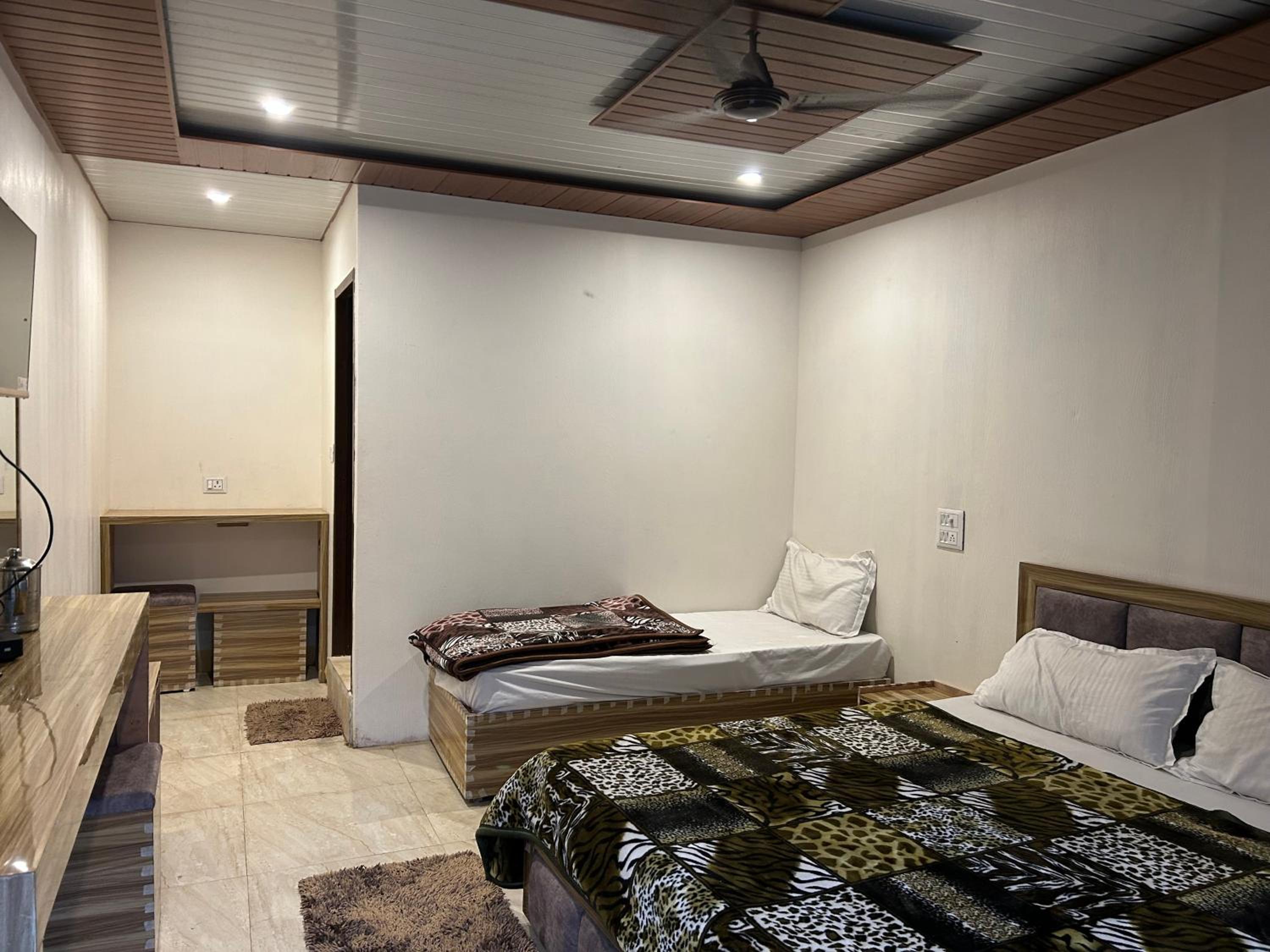Triple Room With Mountain View photo 2