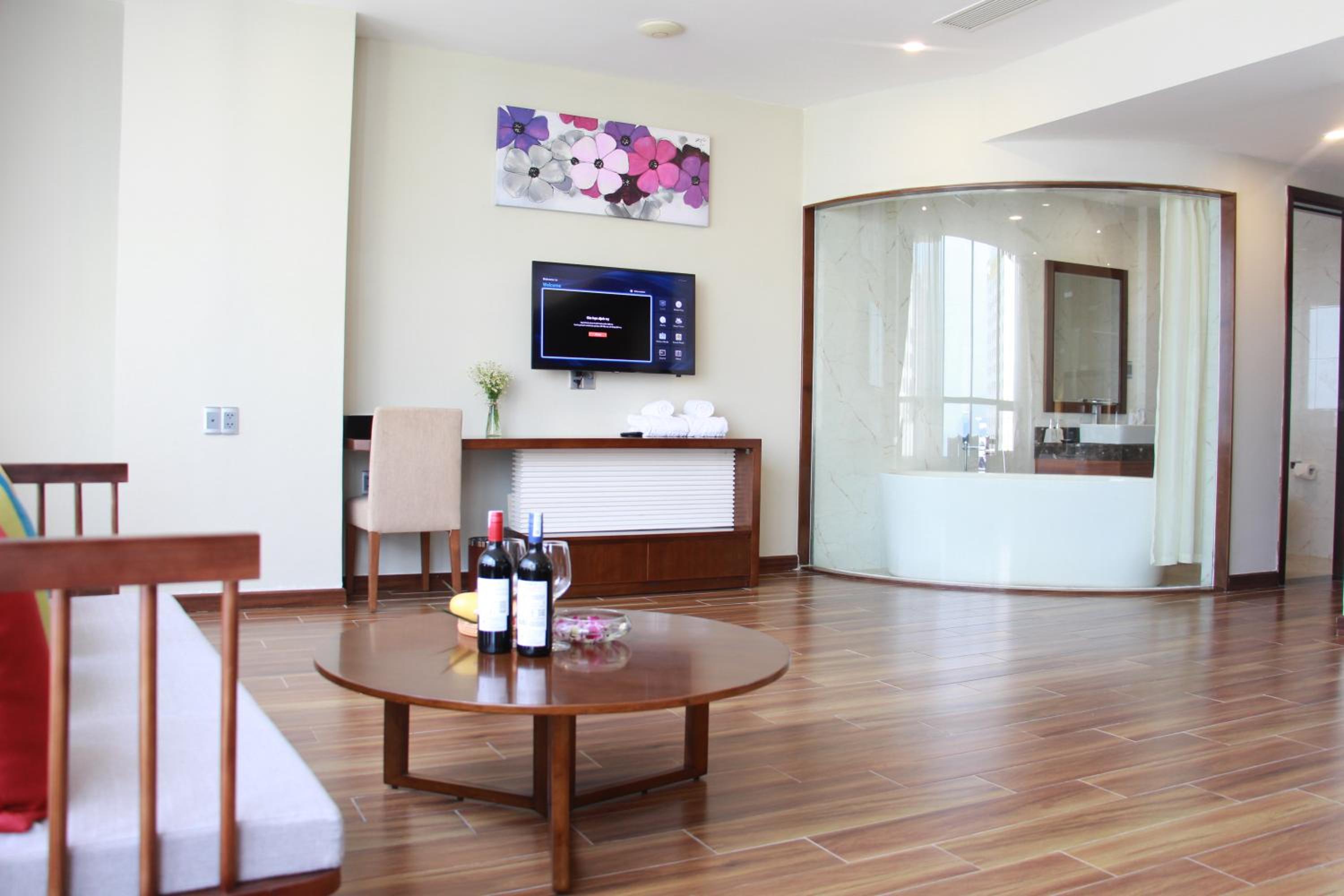 Deluxe Double Sea View with Bathtub  photo 3