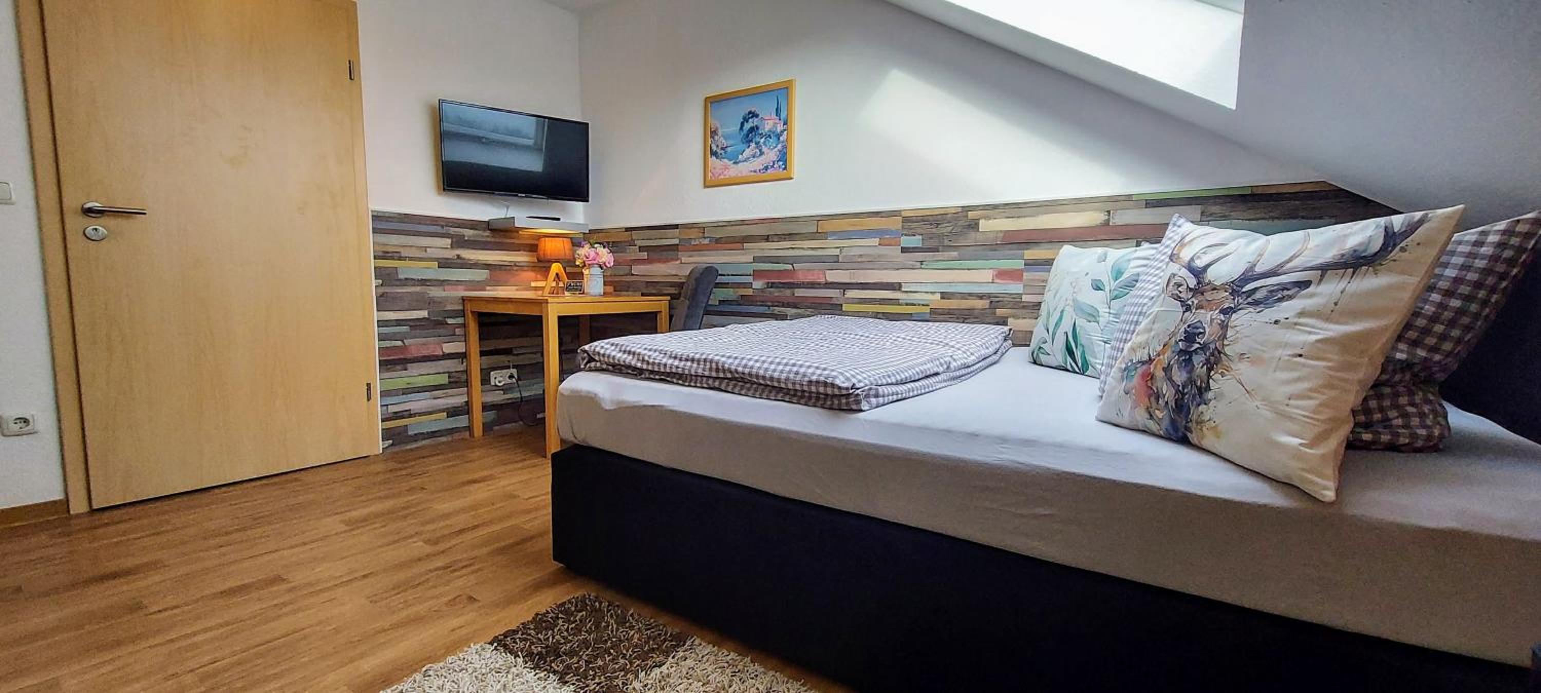 Single Room photo 2