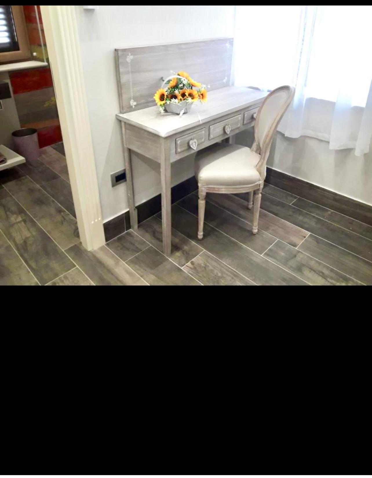 Double Room with Private Bathroom - Photo 3