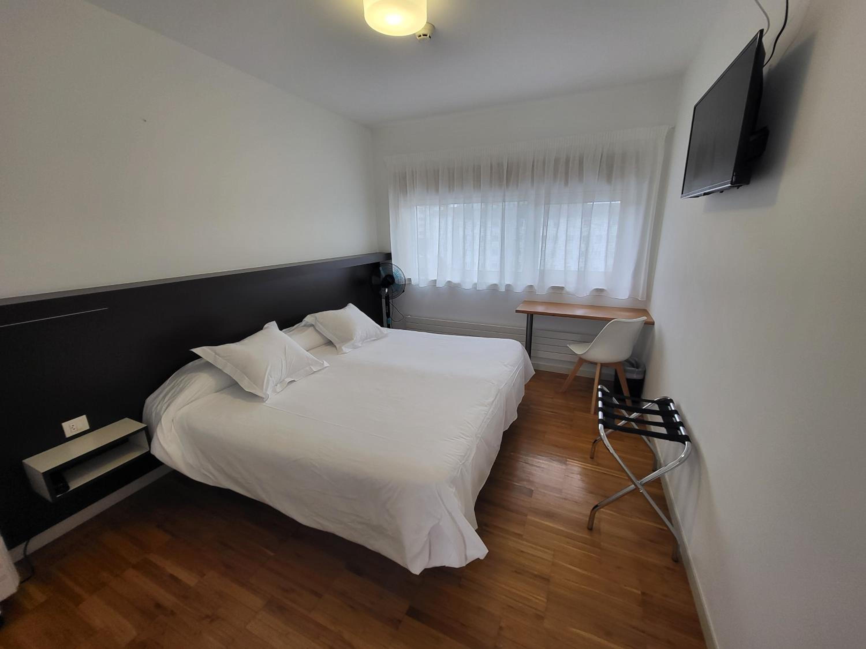 Double Room - Photo 1