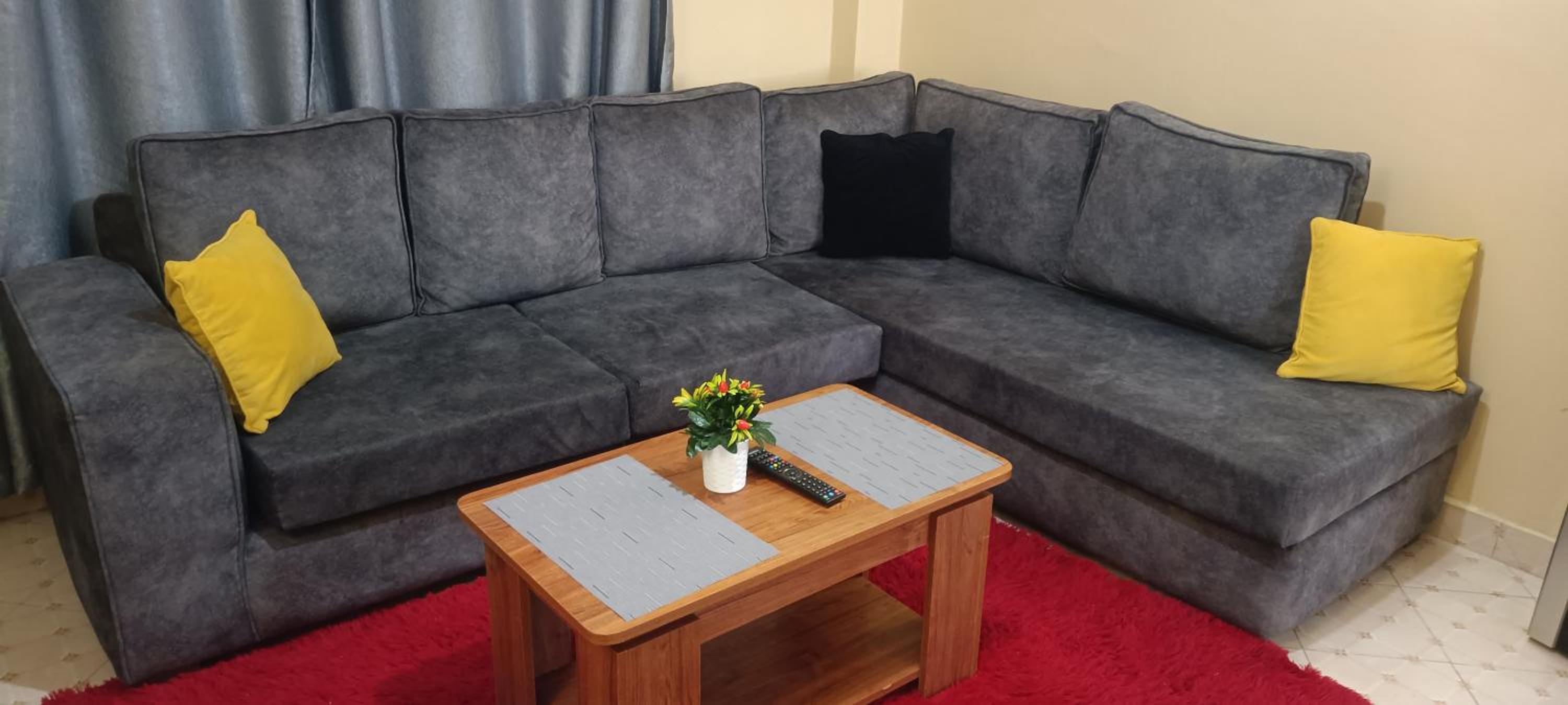 Studio Apartment photo 3