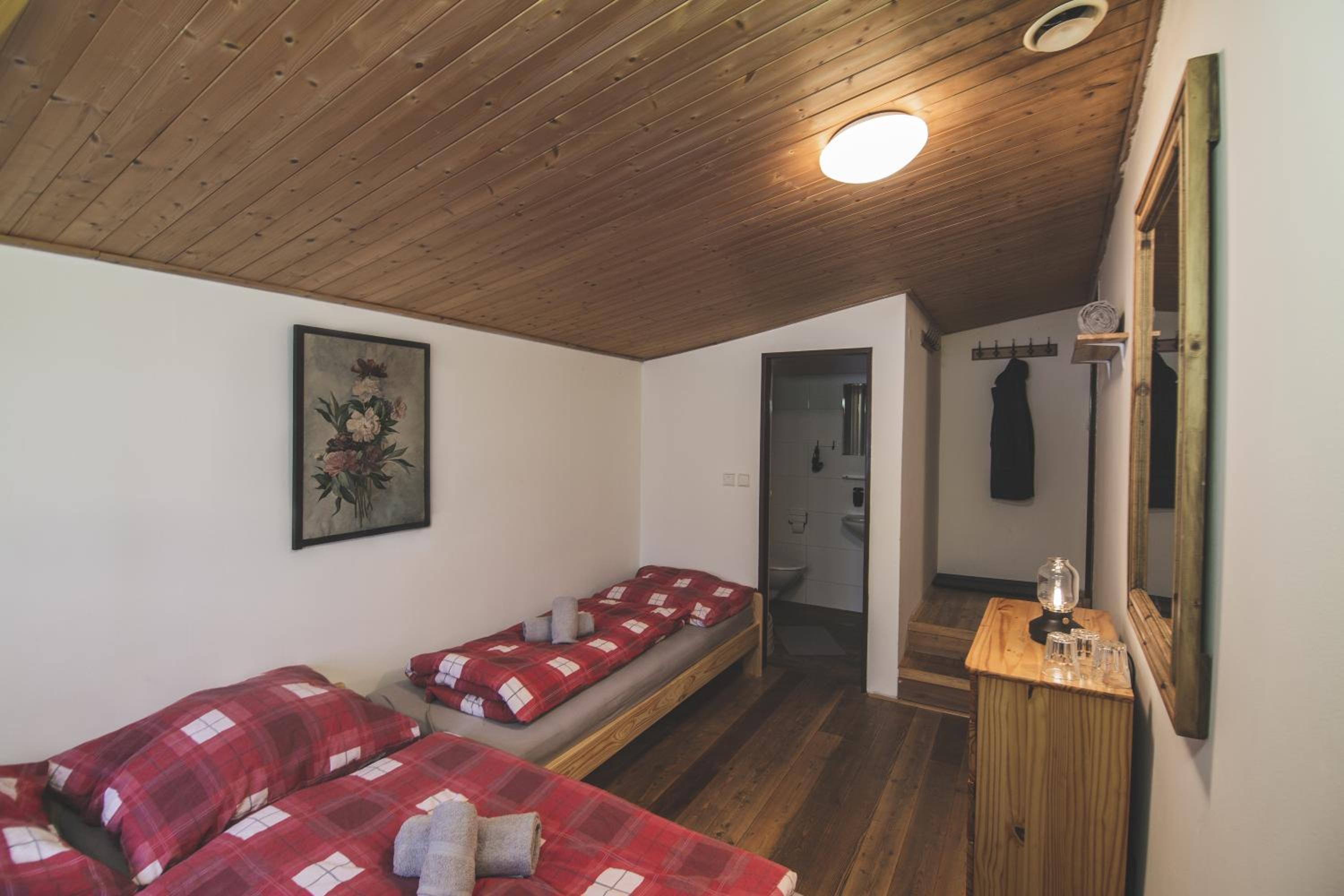 Triple Room photo 2
