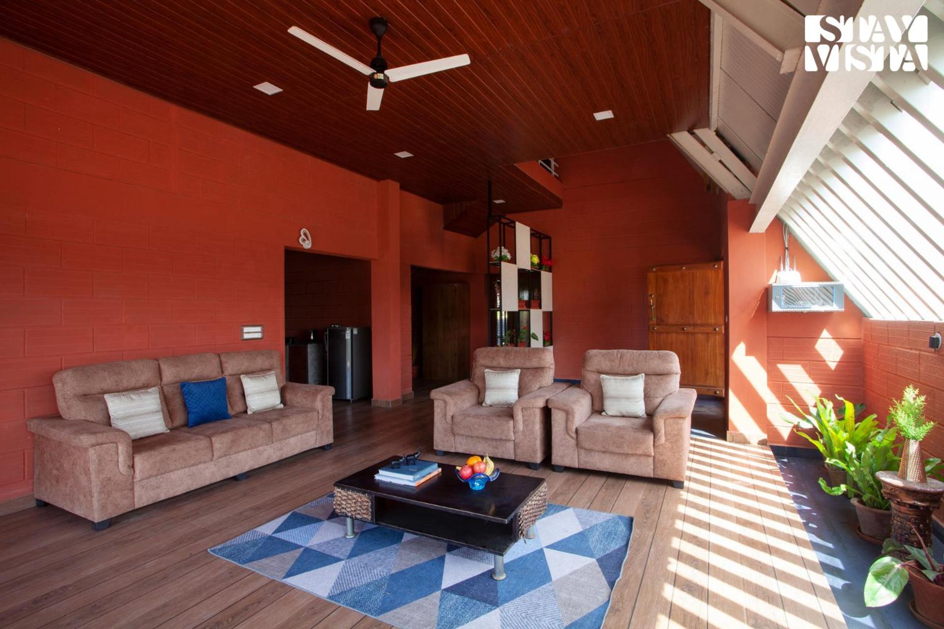 Villa photo 1