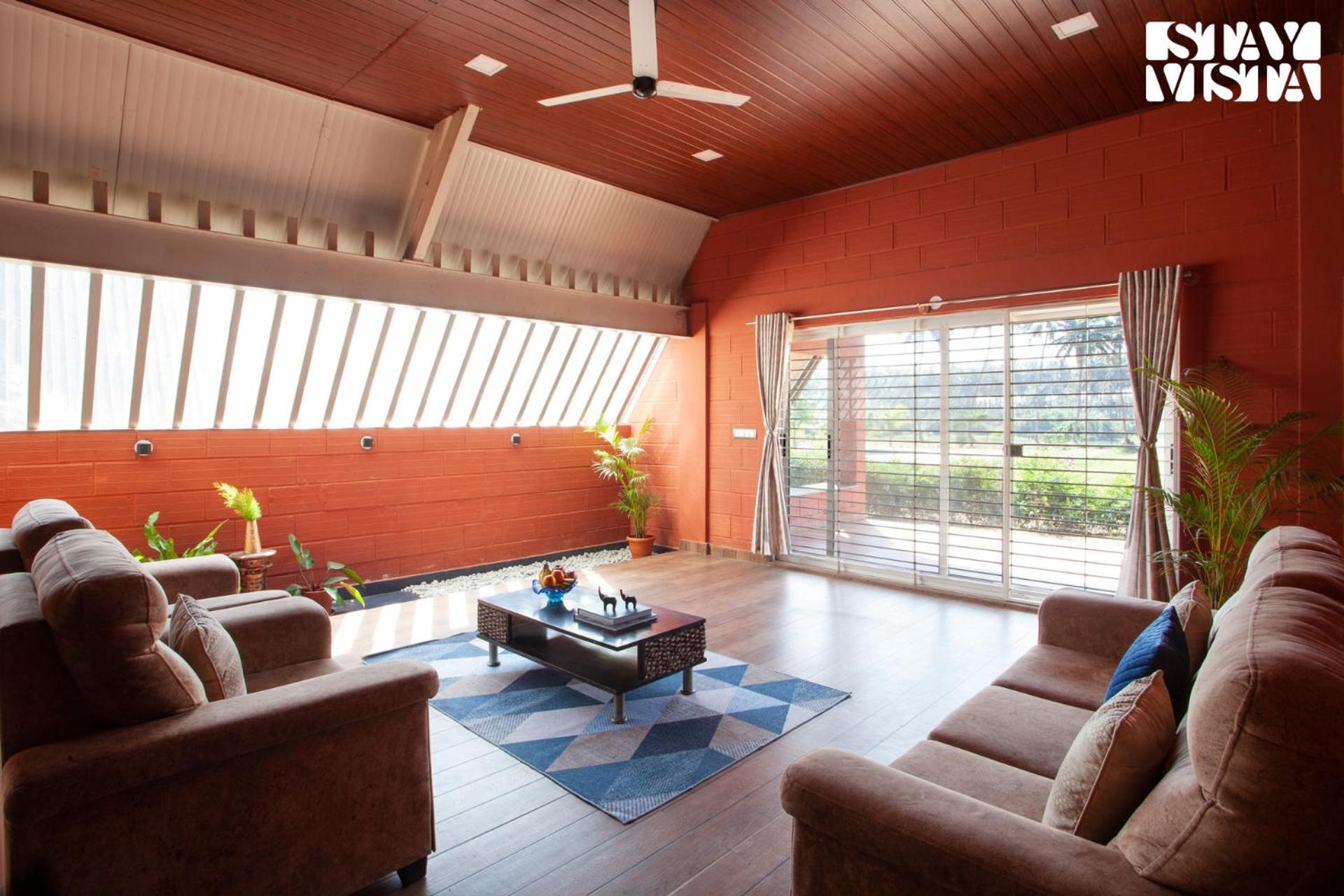 Three-Bedroom Villa photo 1