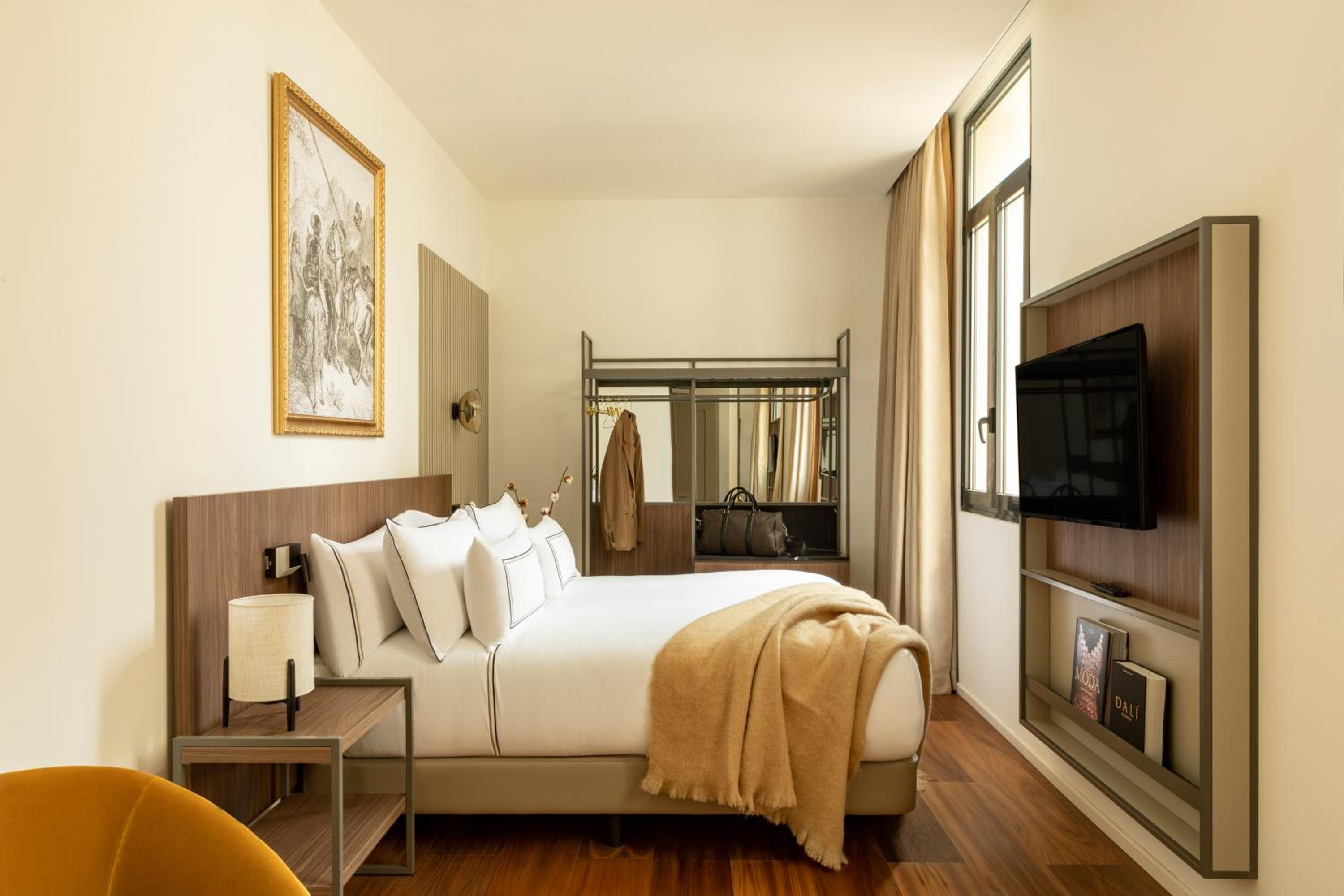 Deluxe Room - Photo 2