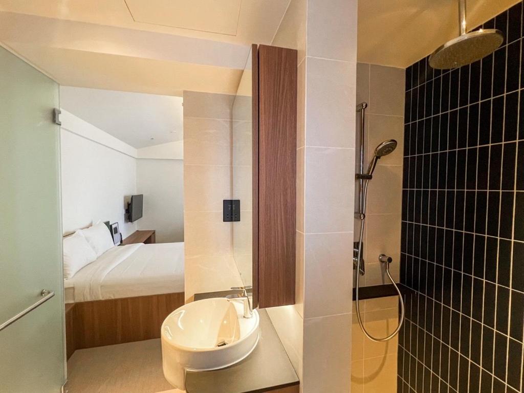 Suite with Terrace photo 2