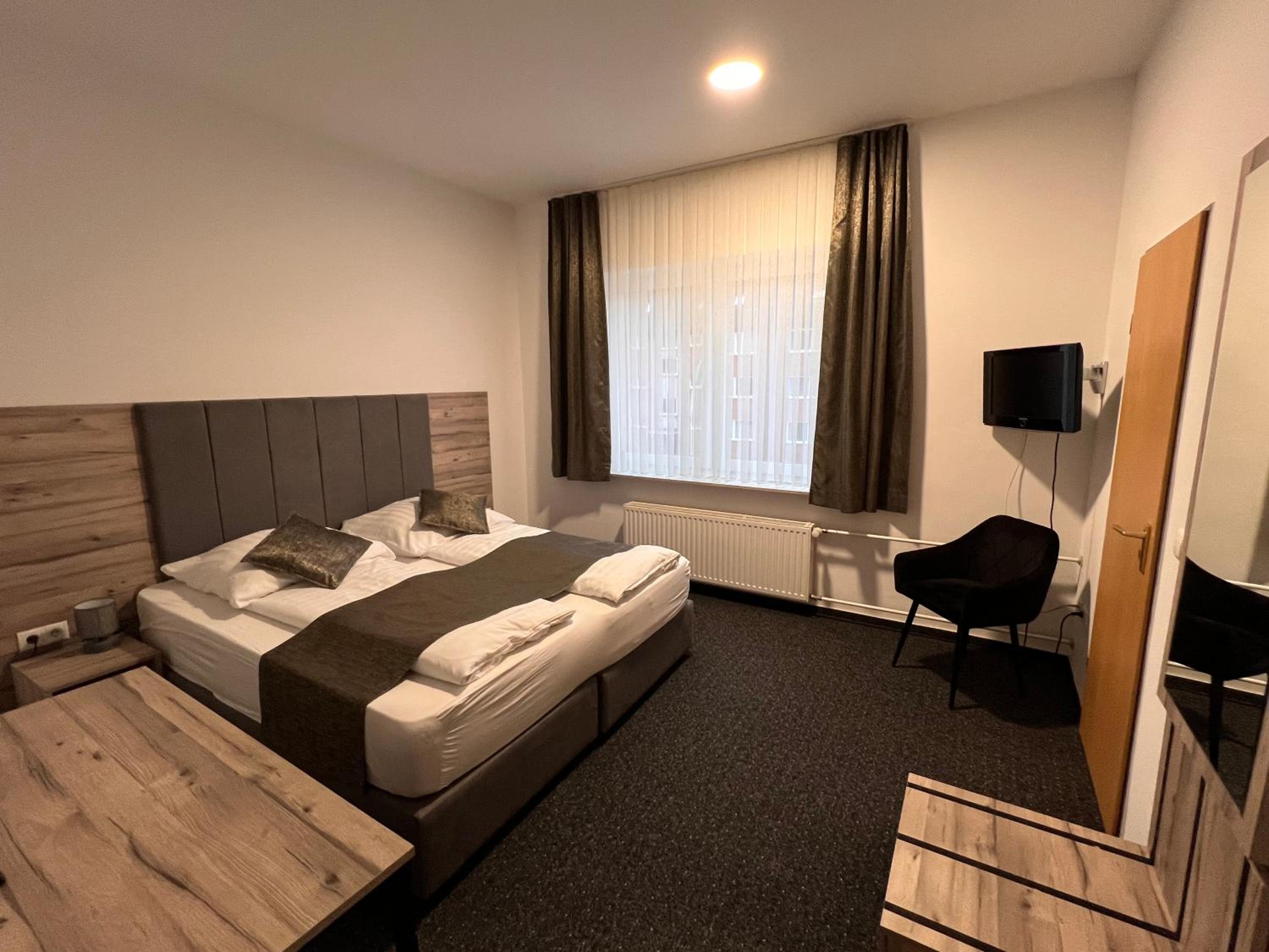 Double Room - Photo 1