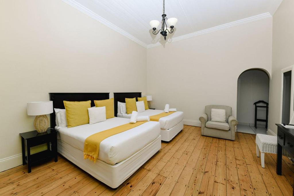 Double or Twin Room photo 3