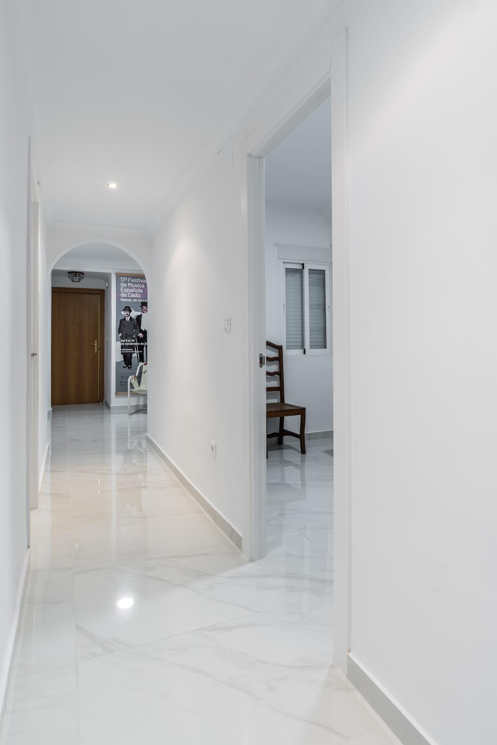 Three-Bedroom Apartment - Photo 8