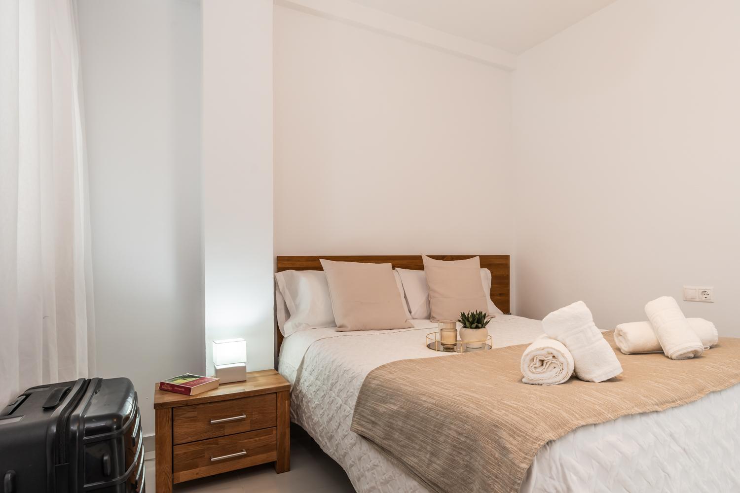 Three-Bedroom Apartment - Photo 6