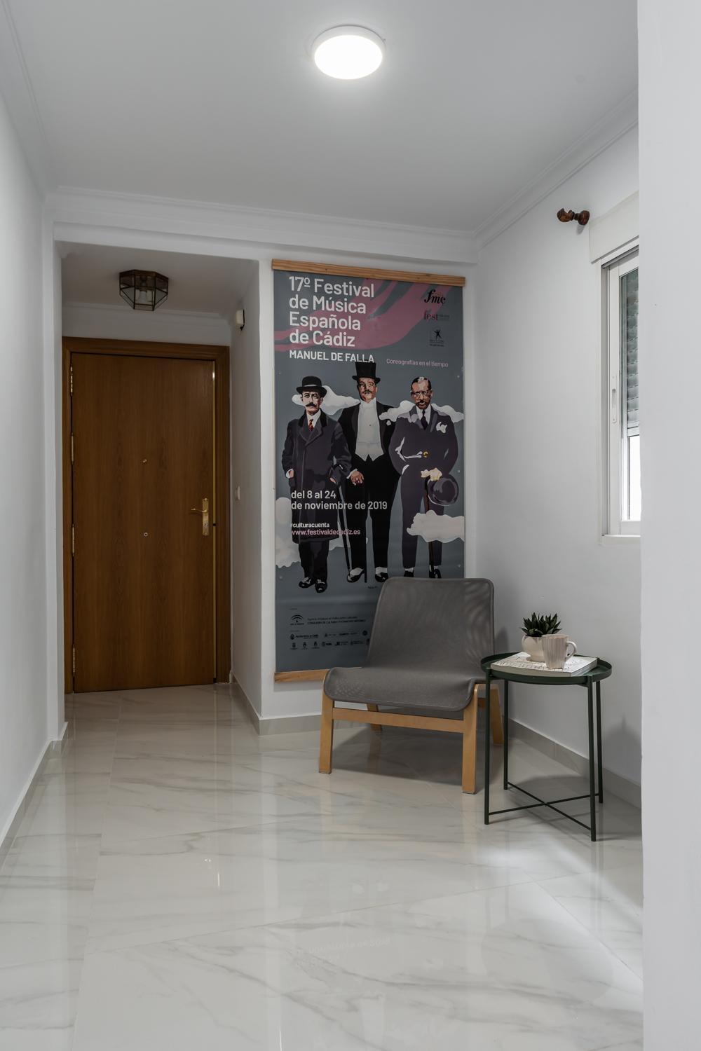 Three-Bedroom Apartment - Photo 4