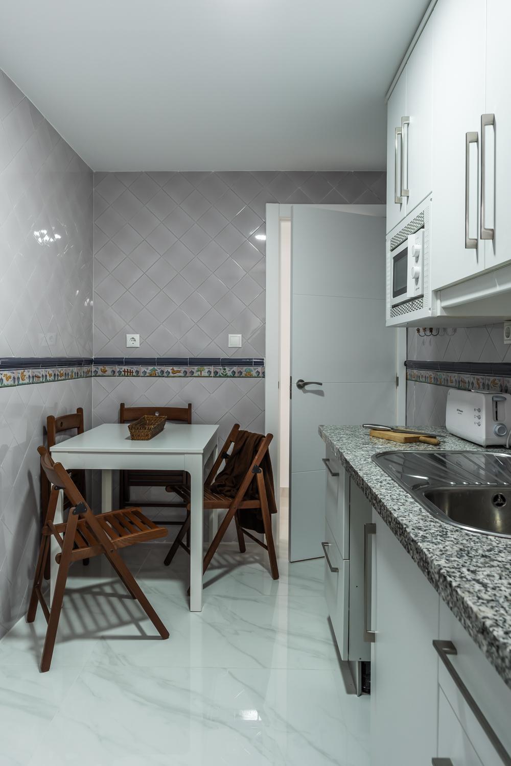 Three-Bedroom Apartment - Photo 42