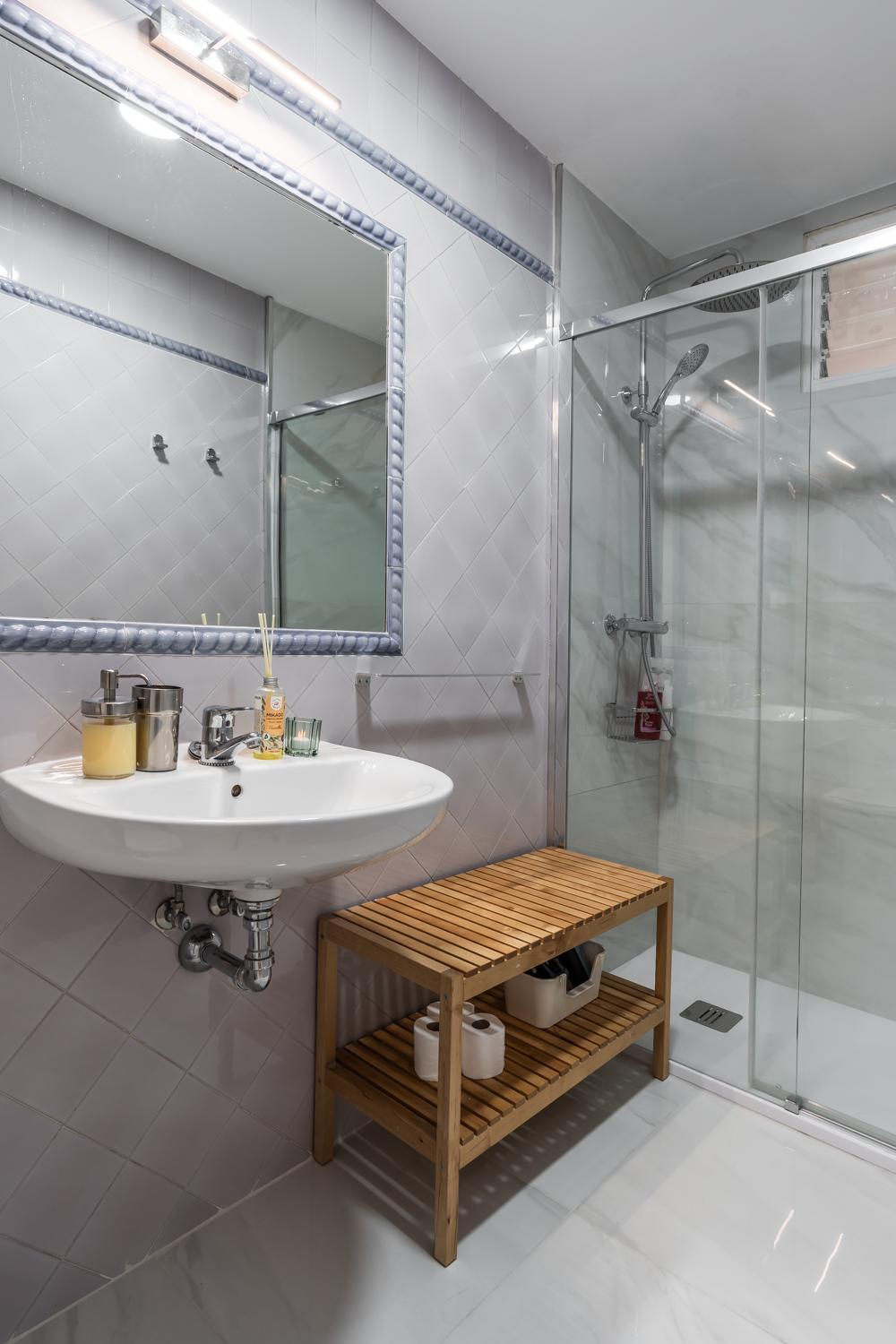 Three-Bedroom Apartment - Photo 45