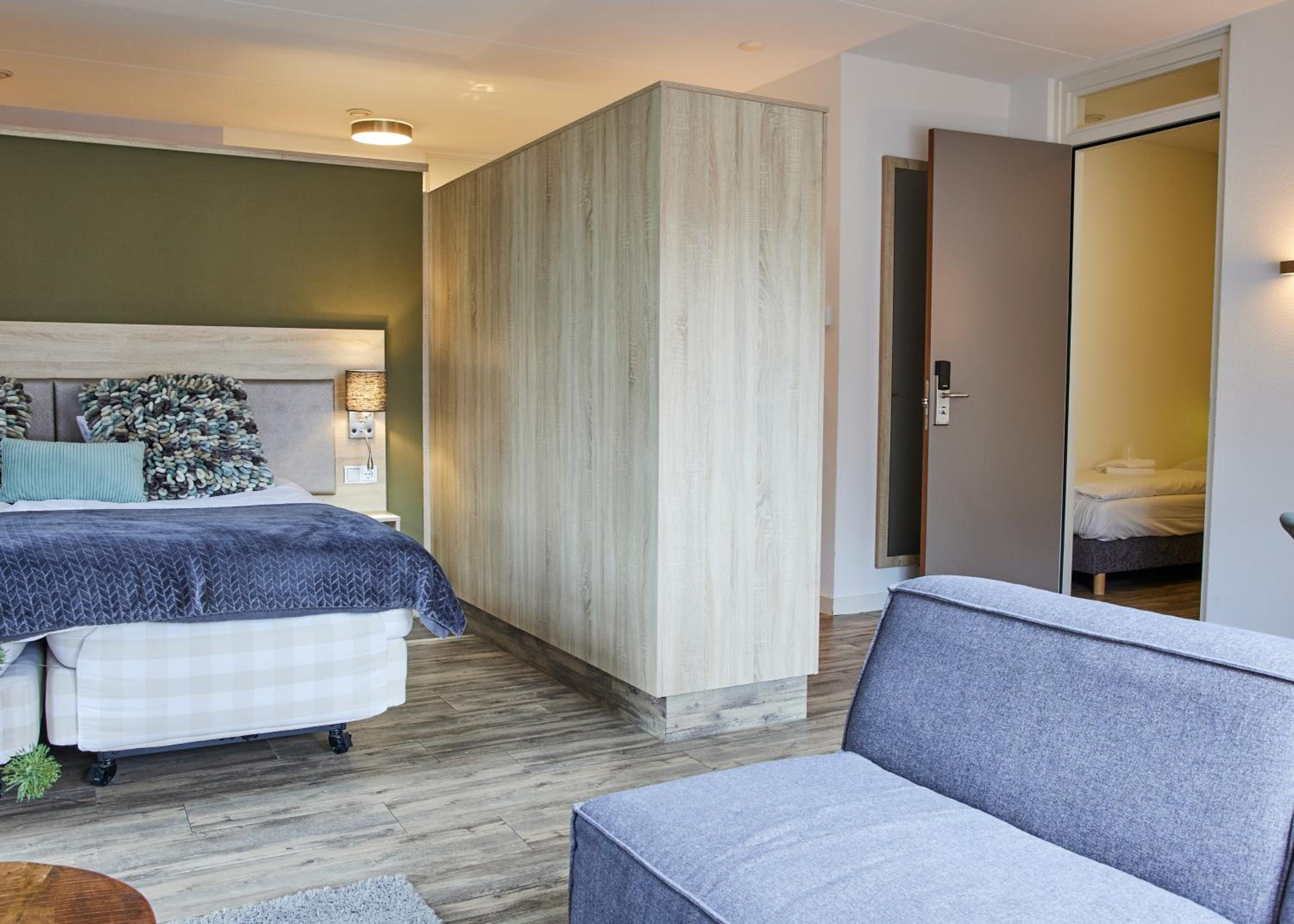 Suite - Photo 4