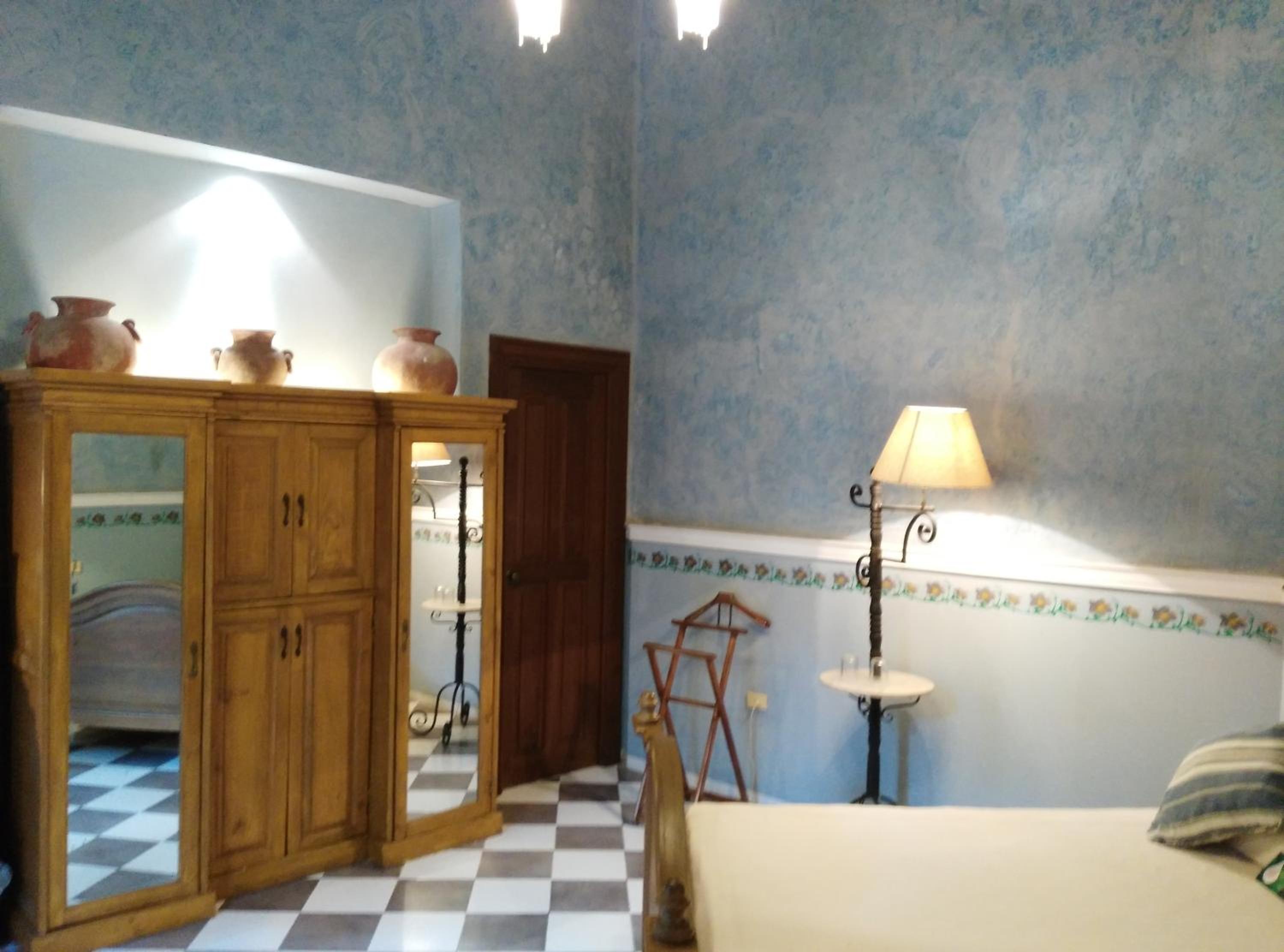Deluxe Suite 1 double bed & garden view - Photo 3
