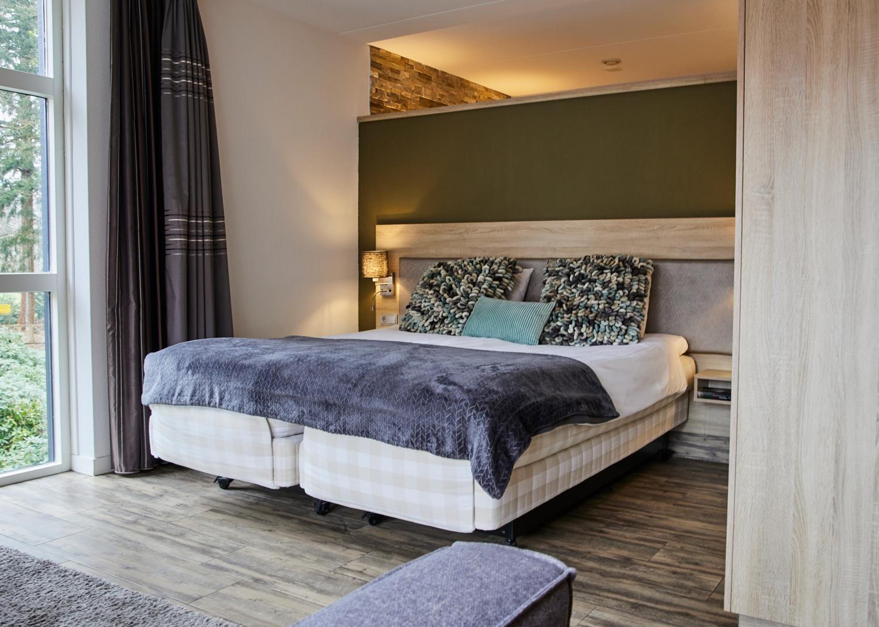 Suite - Photo 3