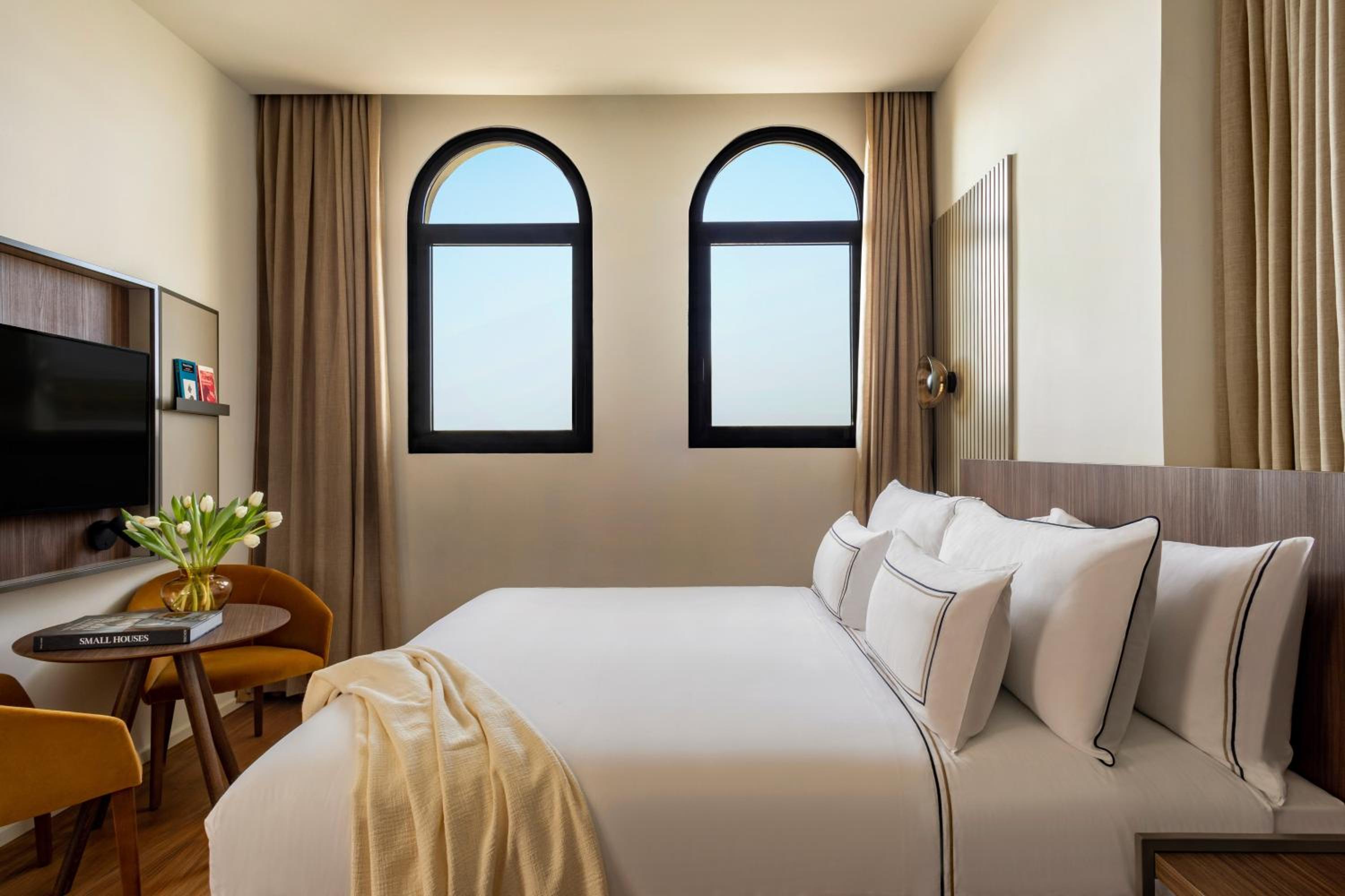 The Artist Junior Suite with Terrace and Roof Views - Photo 1