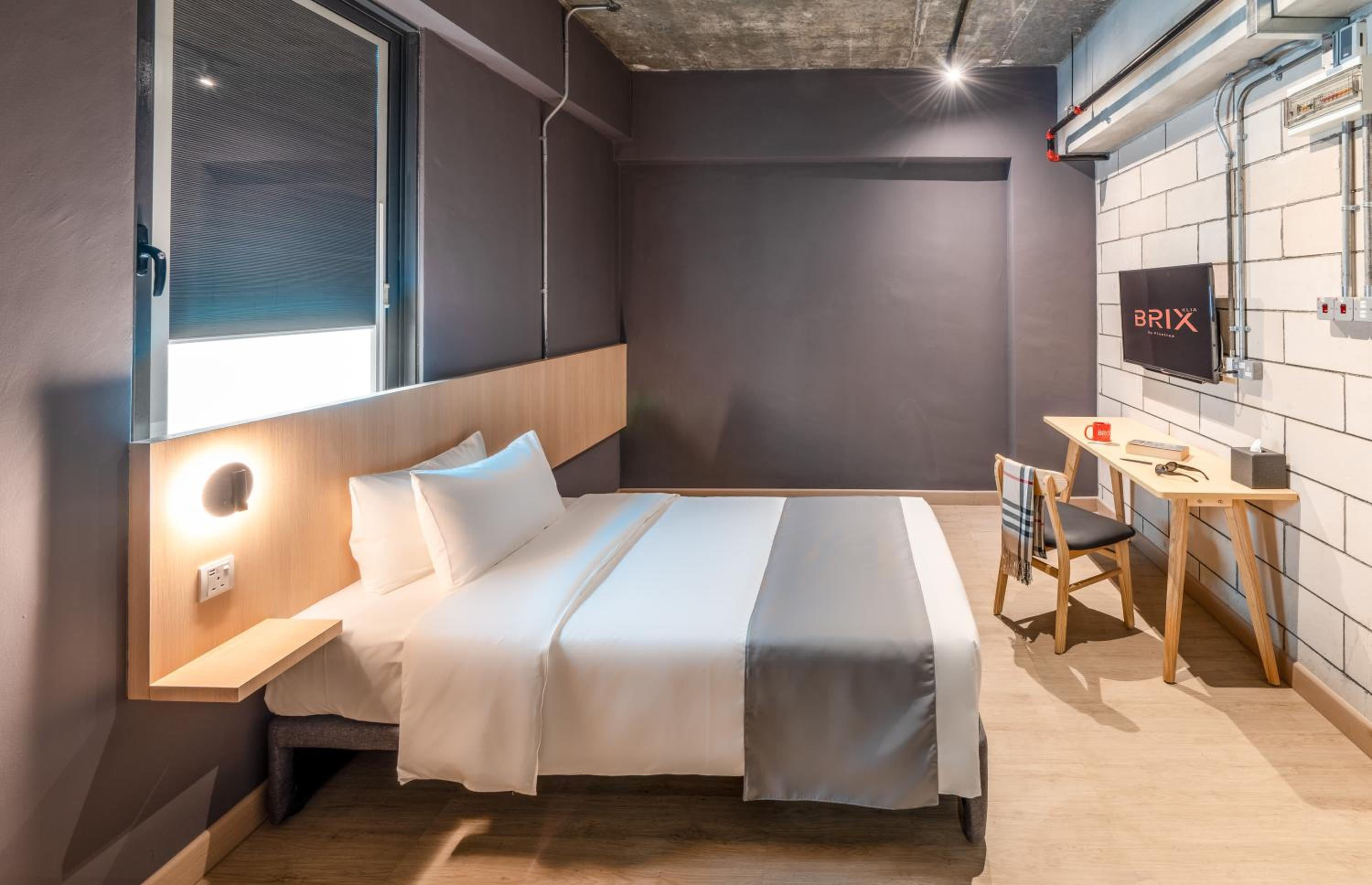 Superior Single Room - Photo 2
