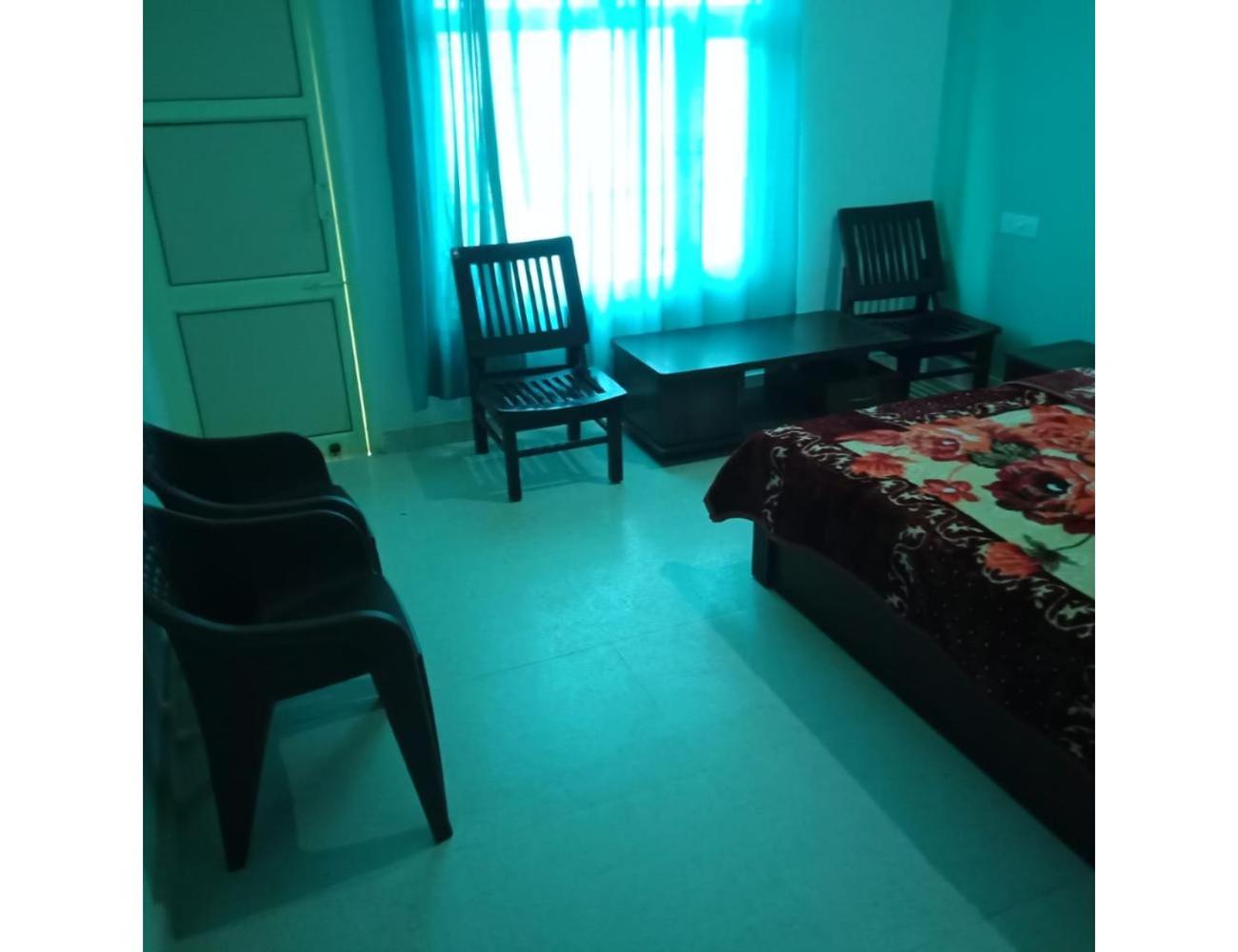 Standard Double Room photo 2