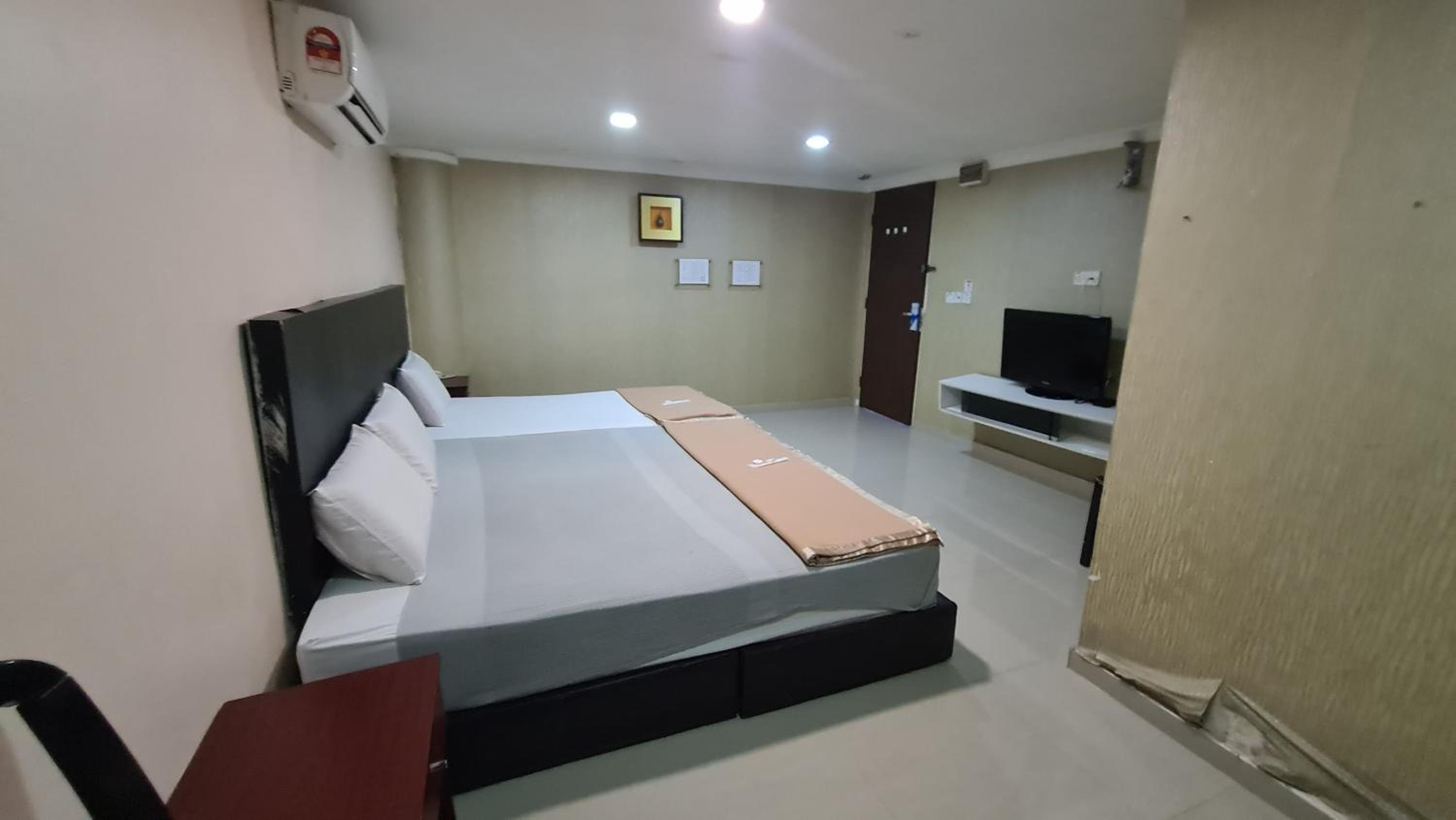 Standard Triple Room - Photo 4