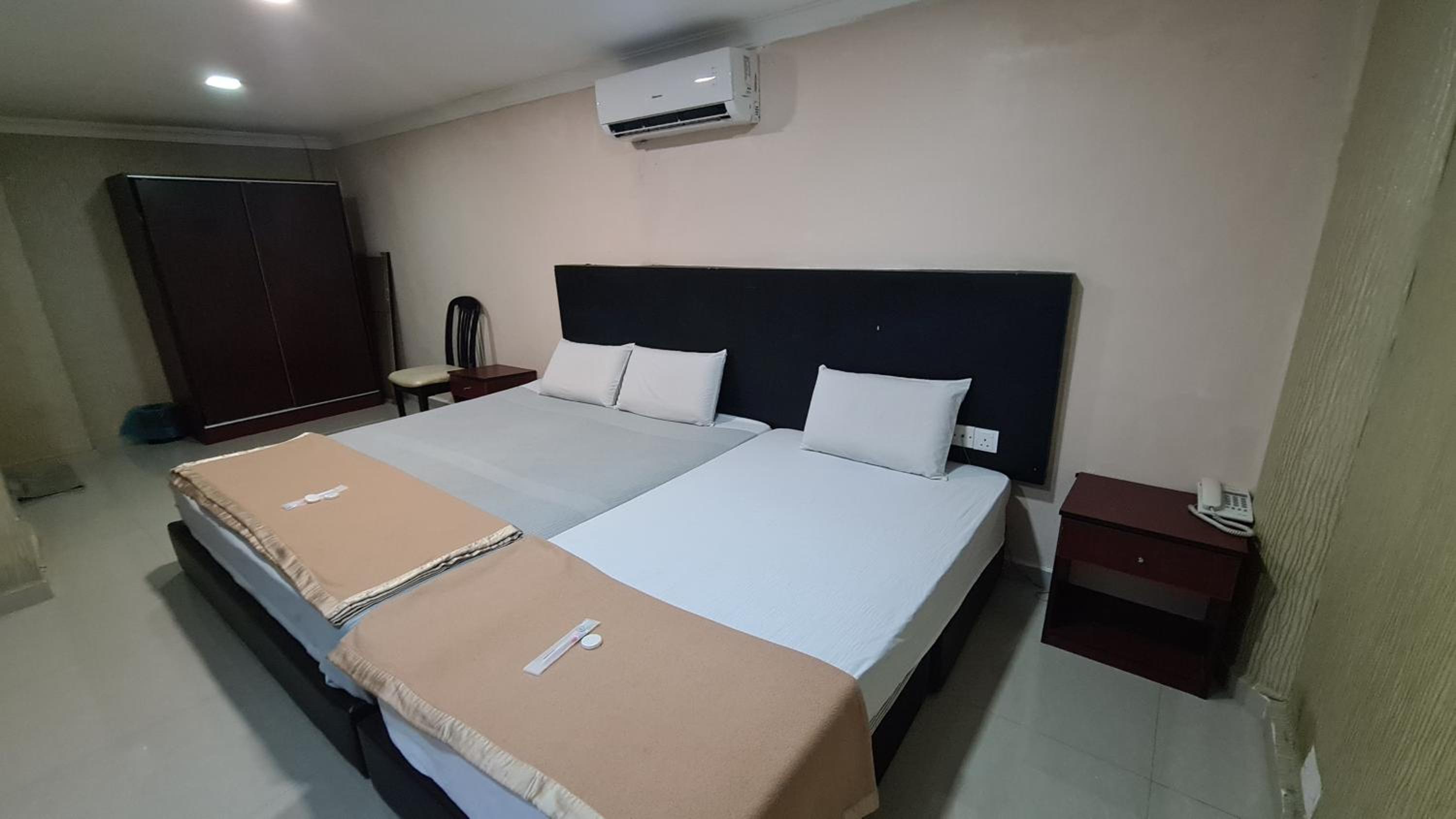 Standard Triple Room - Photo 5