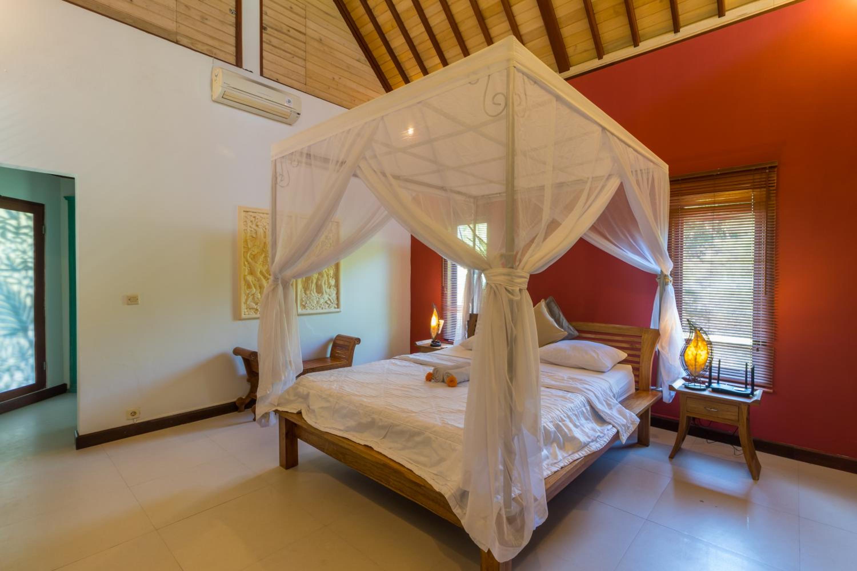 Deluxe Double Room with Balcony and Sea View