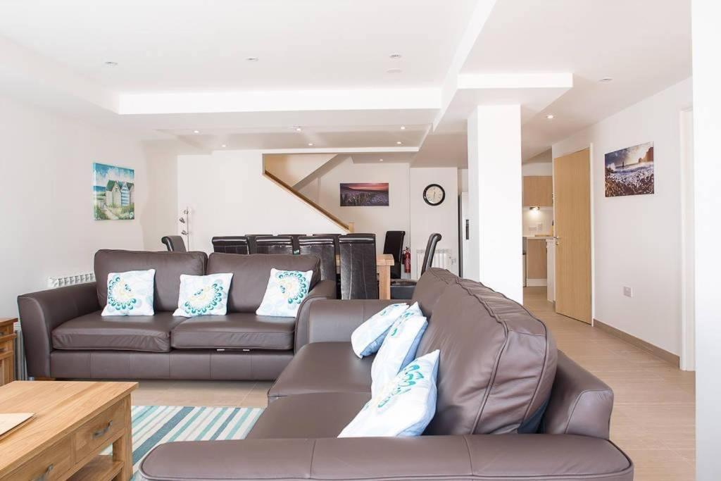 Five-Bedroom Holiday Home photo 1