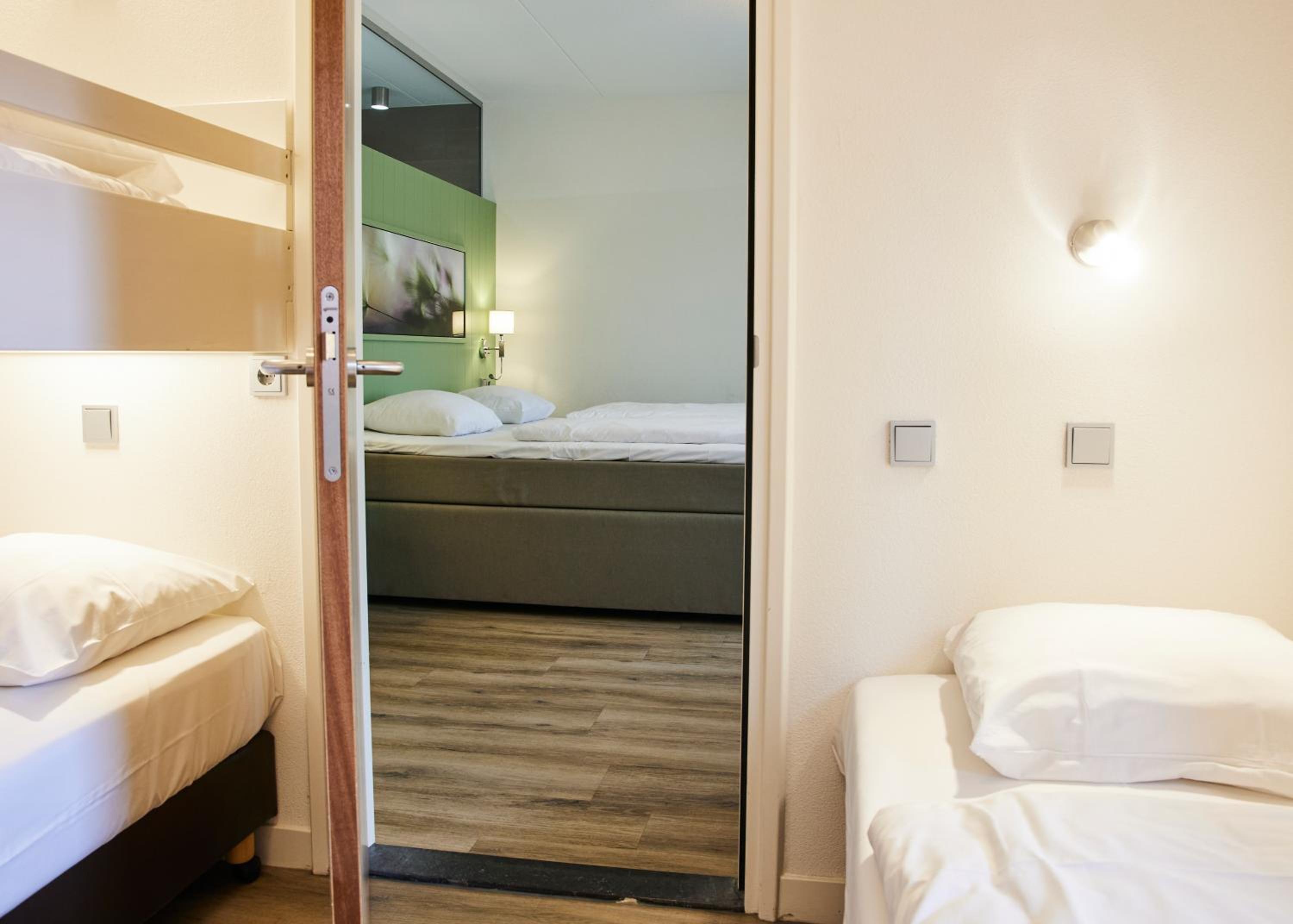 Comfort Quadruple Room - Photo 13