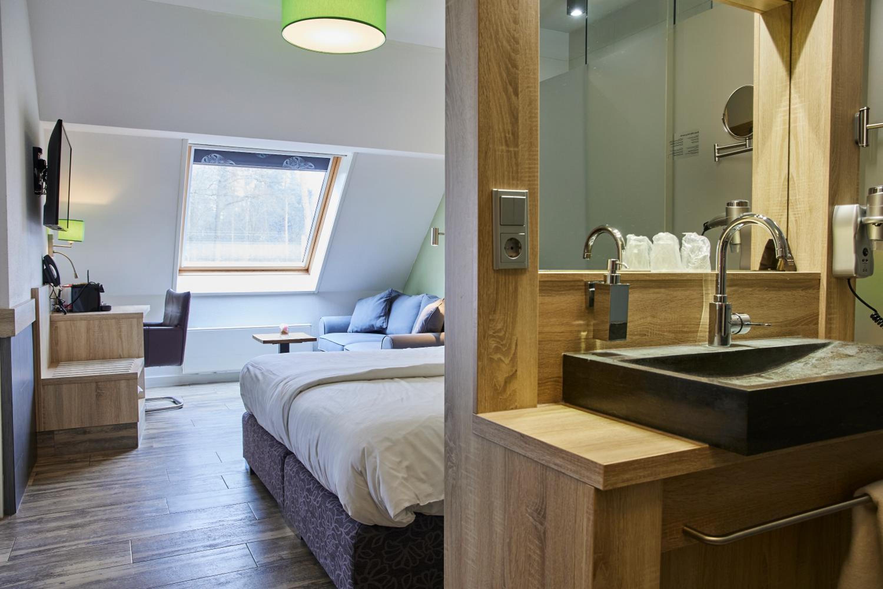 Comfort Quadruple Room - Photo 12
