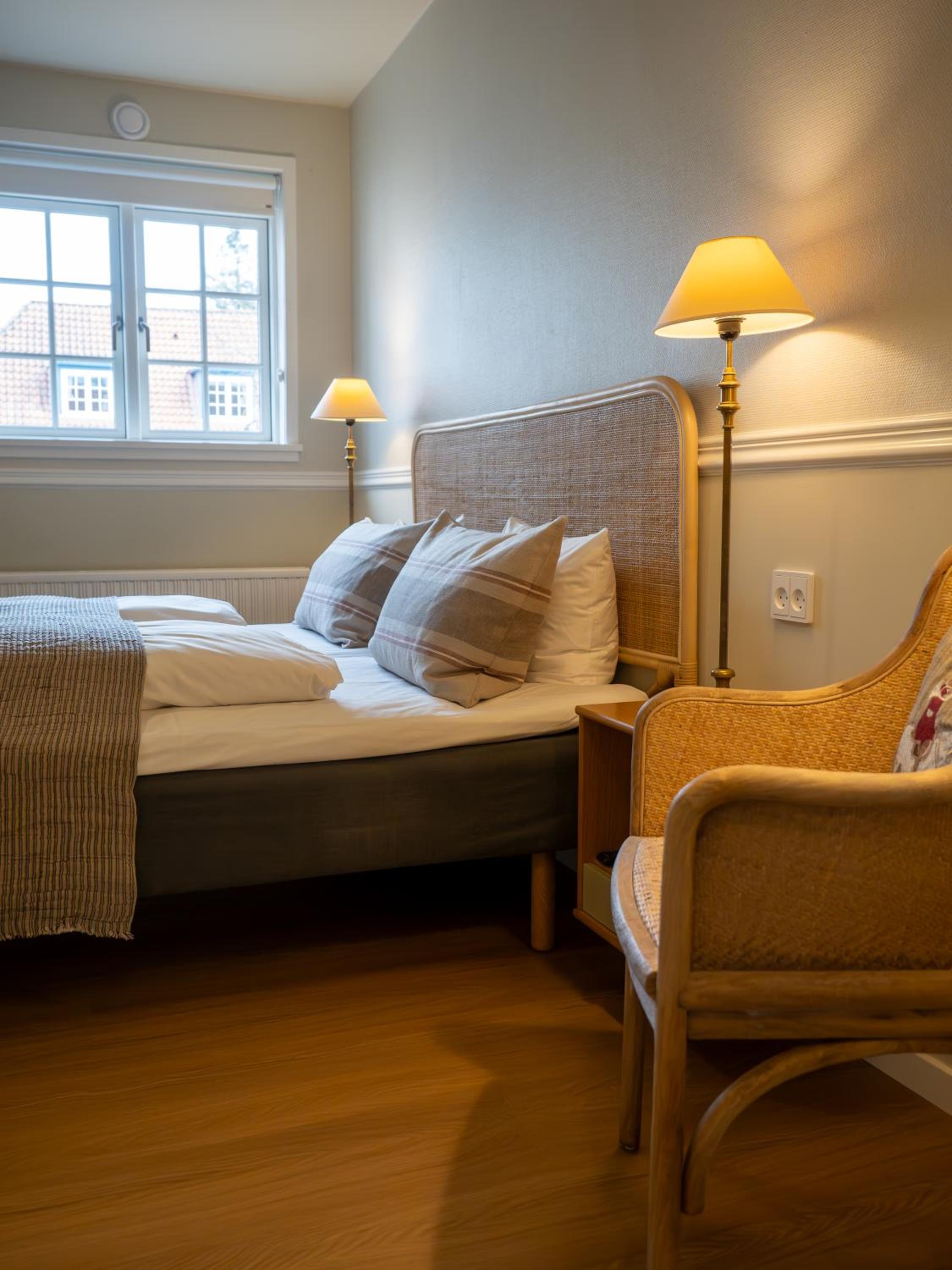 Standard Double Room - Photo 10