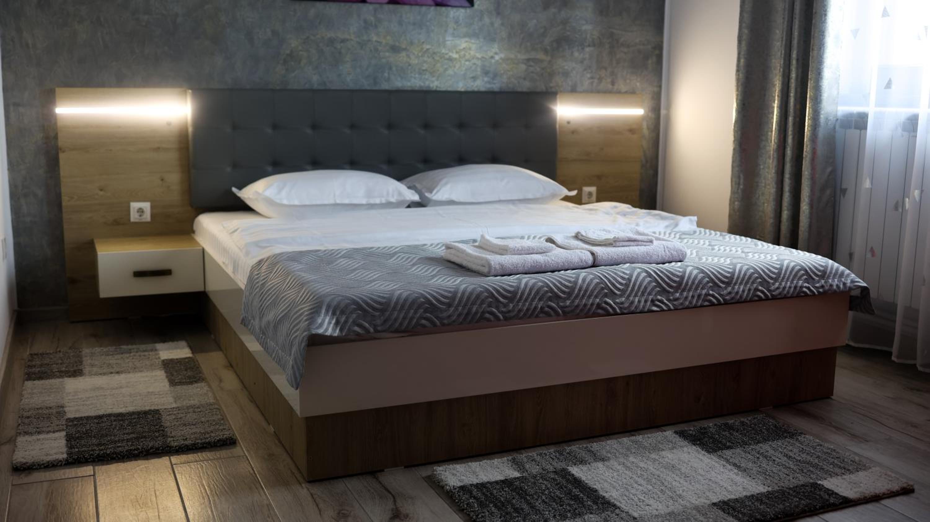 Double Room with Private Bathroom photo 1