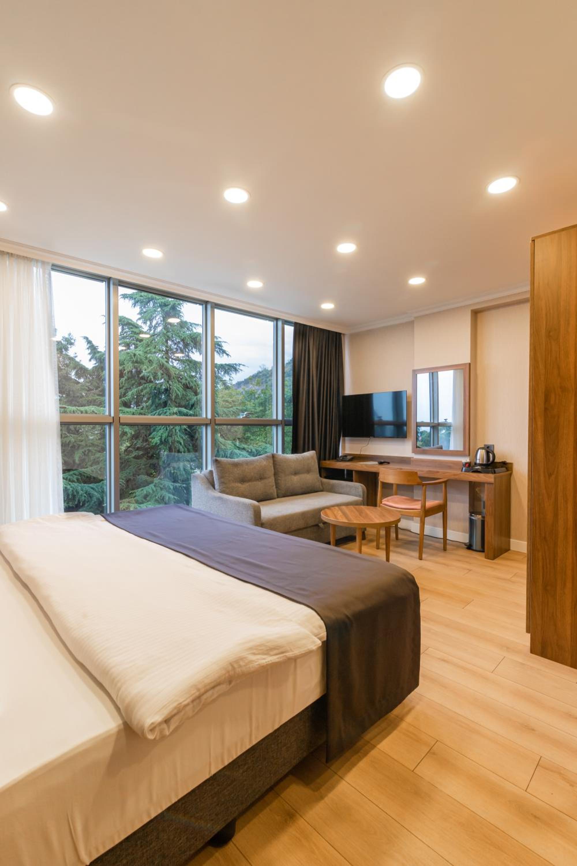 Double Room with Private Bathroom photo 1