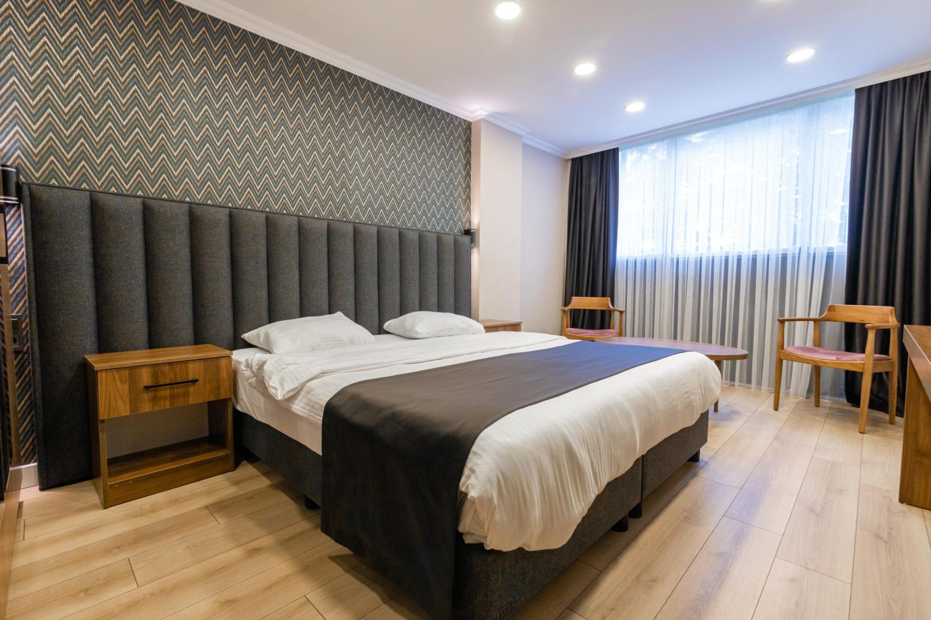 Suite photo 1