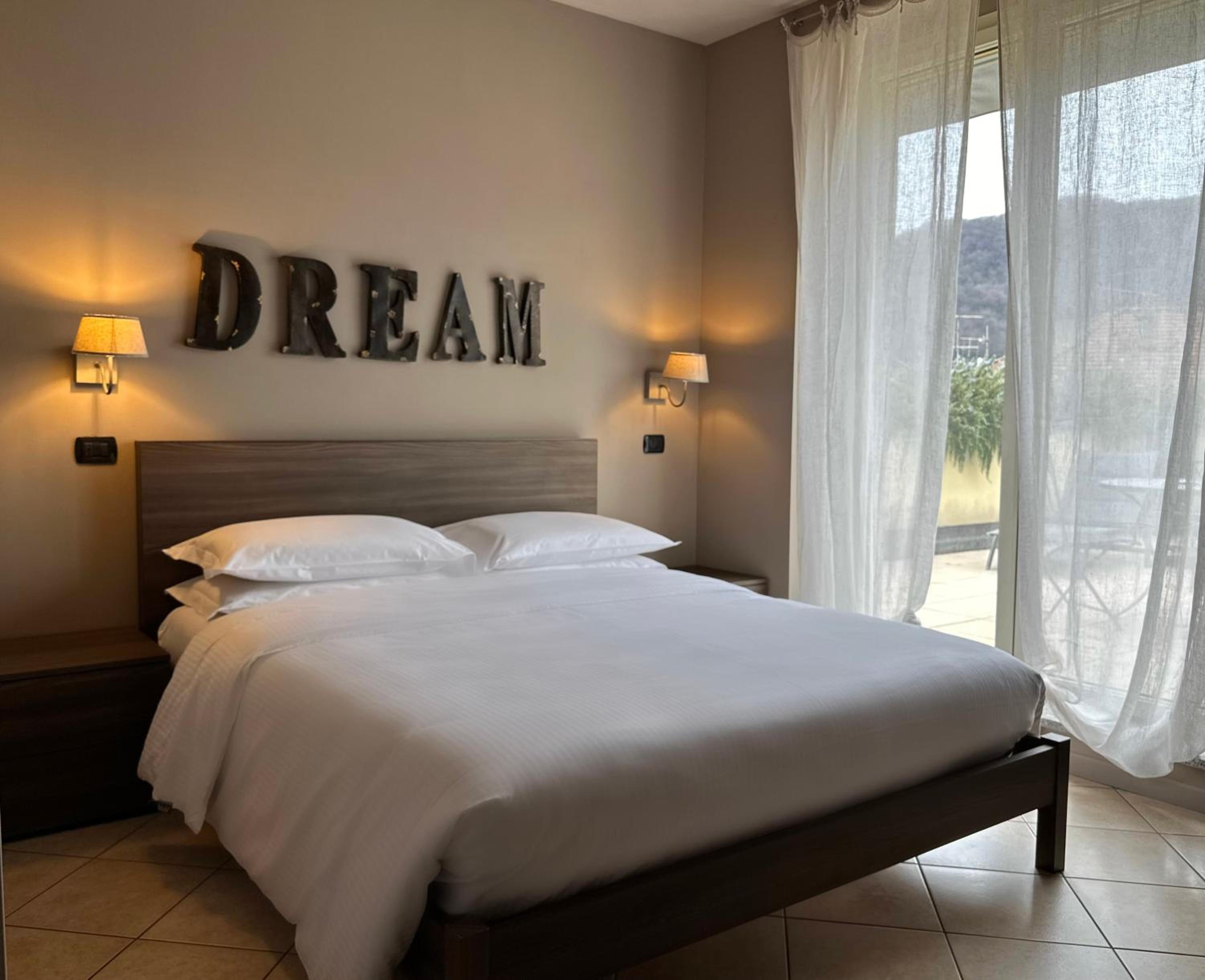 Double Room with Terrace - Photo 1