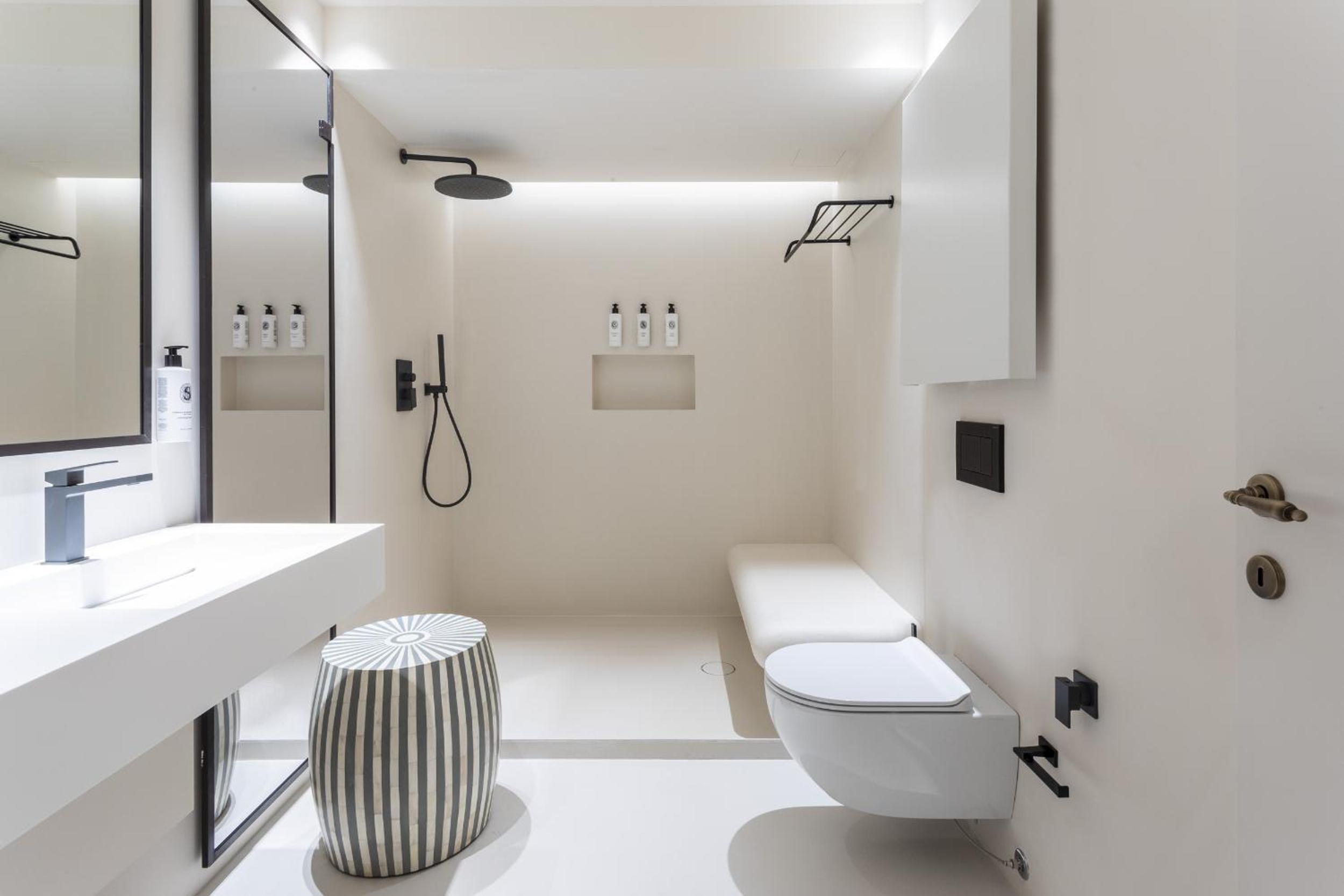 Superior Double or Twin Room photo 3
