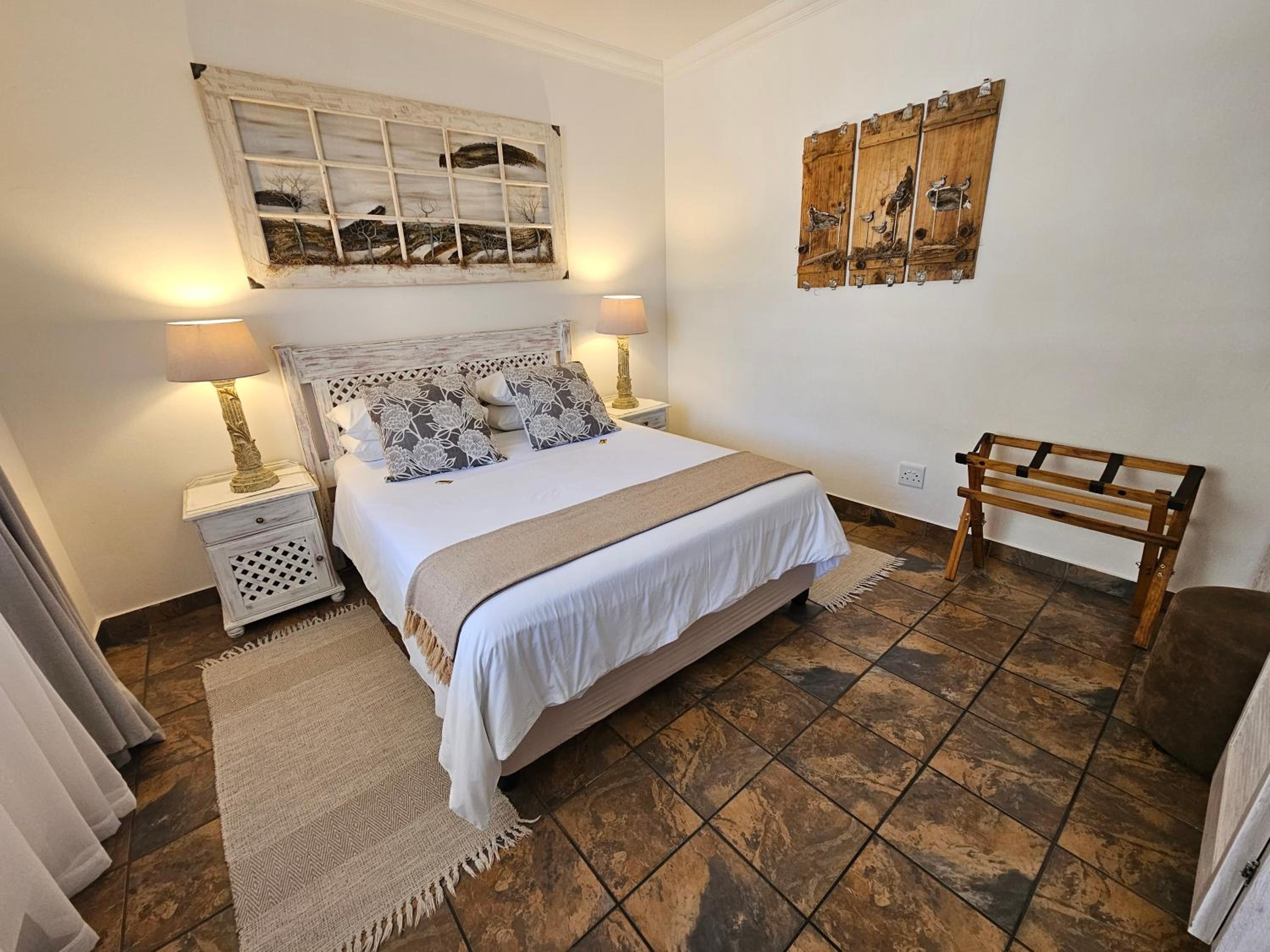 Deluxe Family Suite with Private Patio photo 1