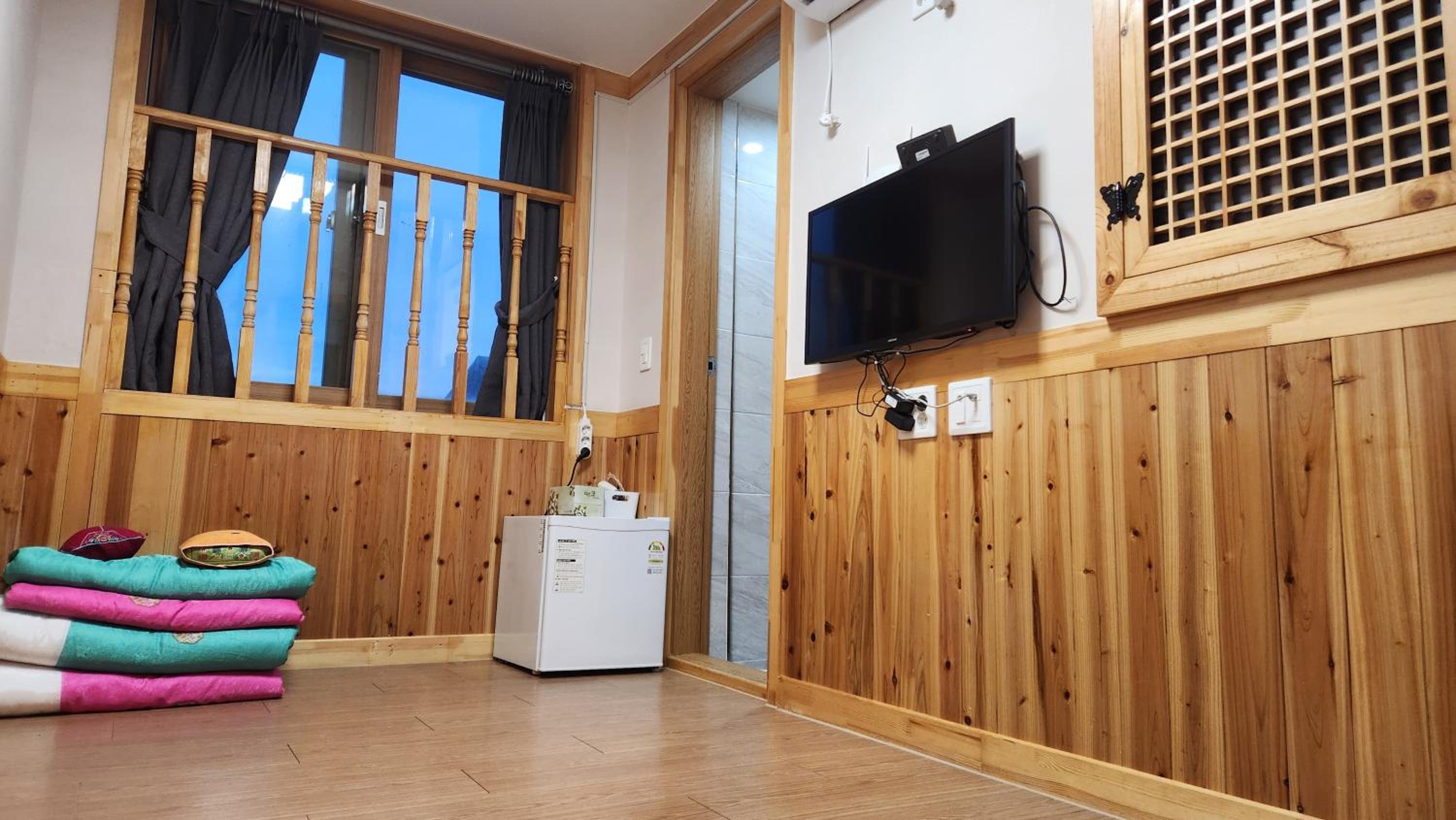 Deluxe Double Room with Shower photo 1