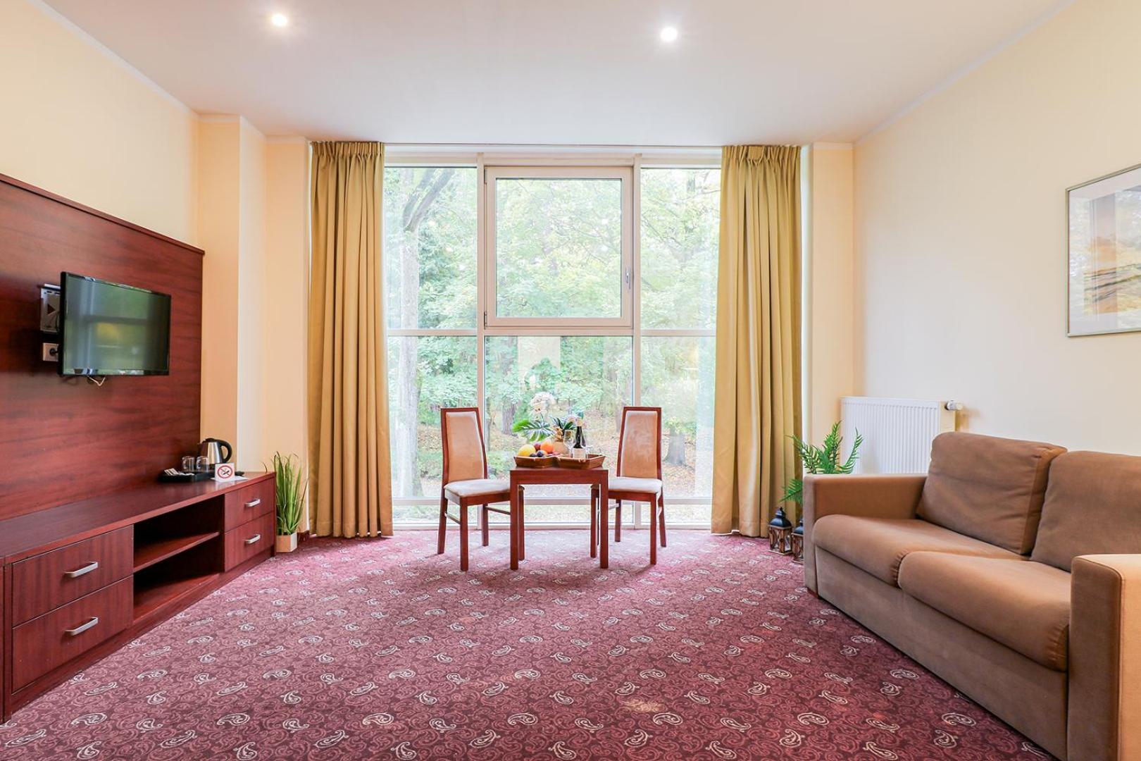 Apartment - Photo 2