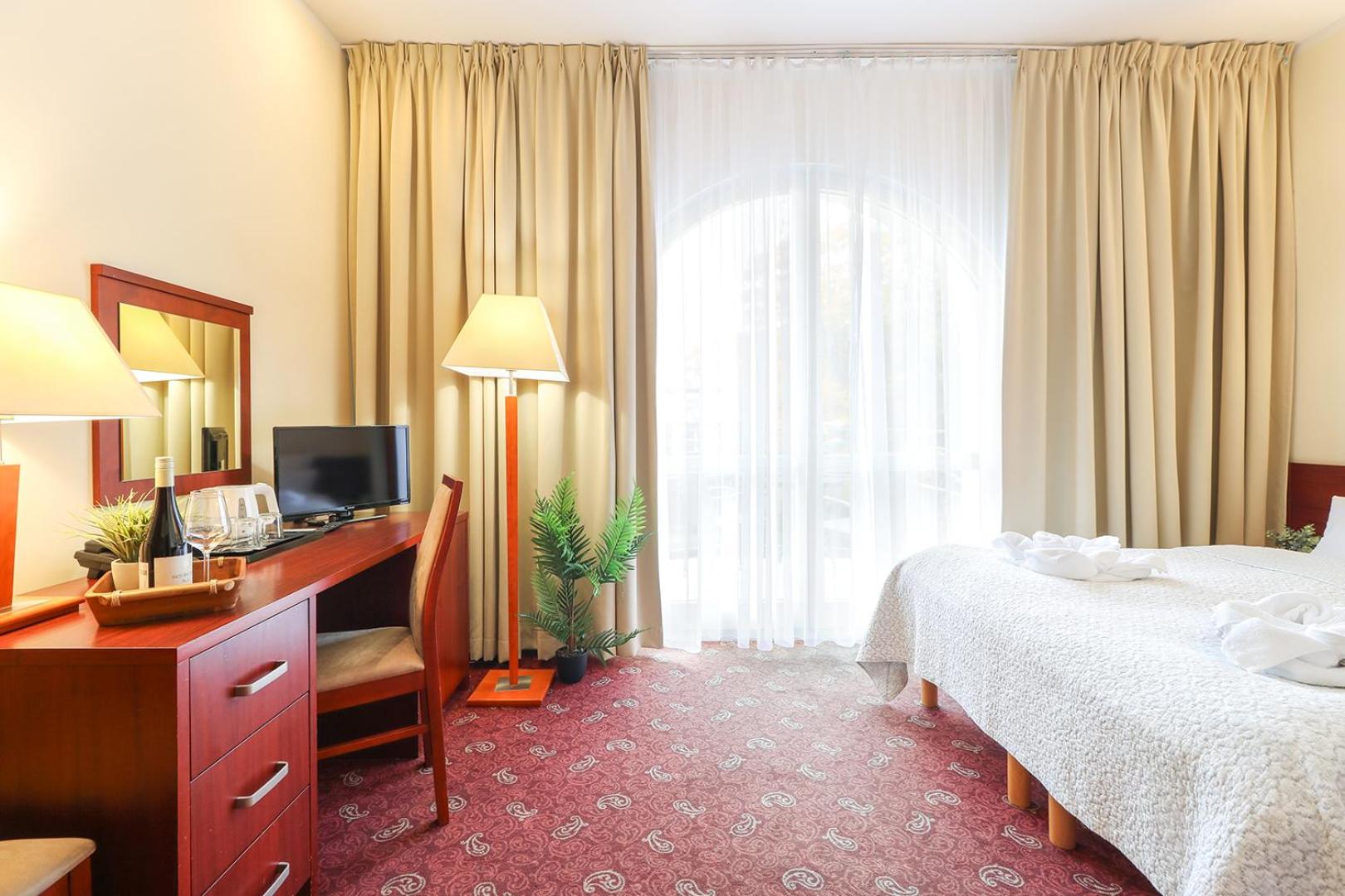 Double Room - Photo 5