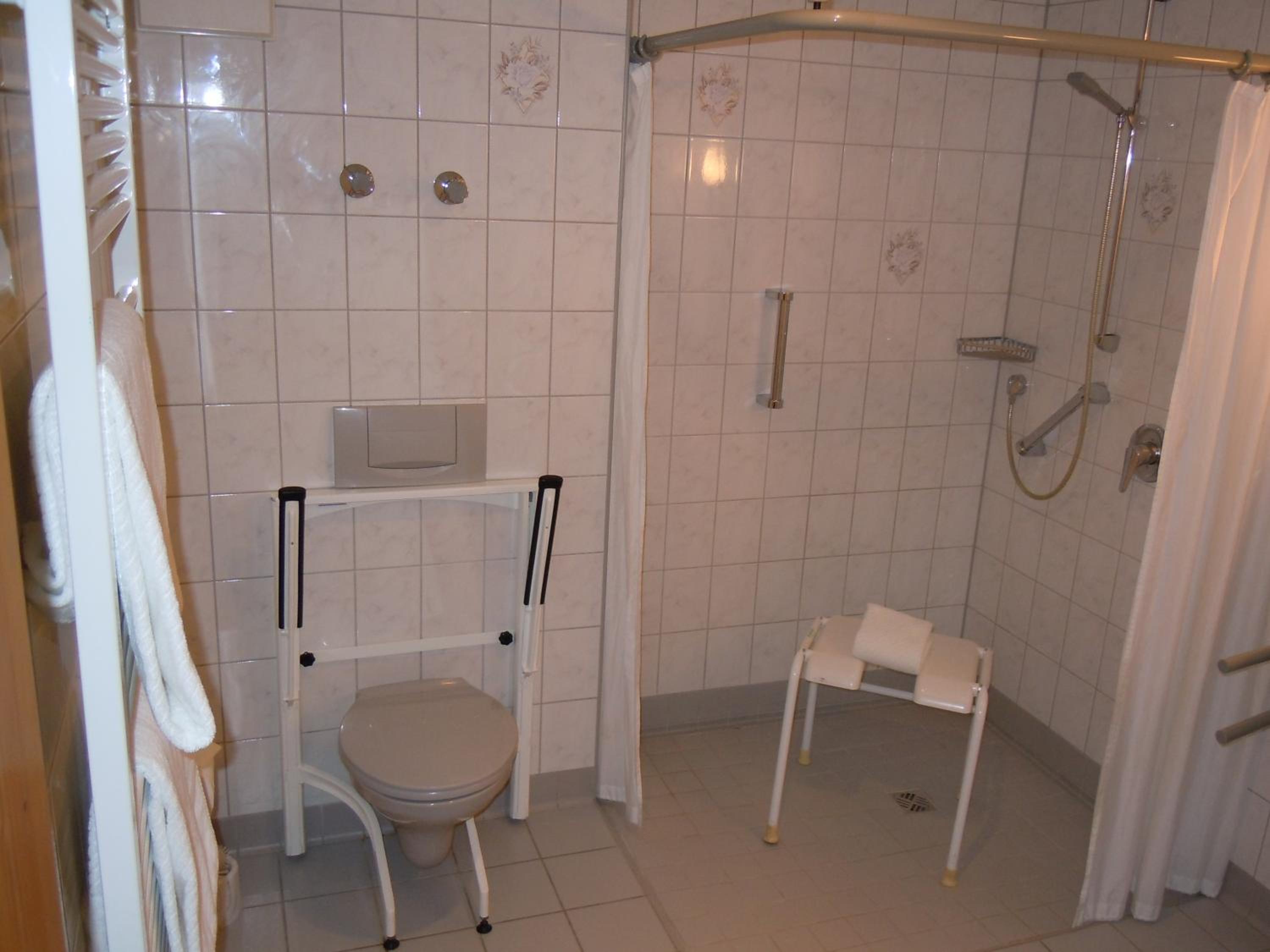 One-Bedroom Apartment with Terrace photo 3