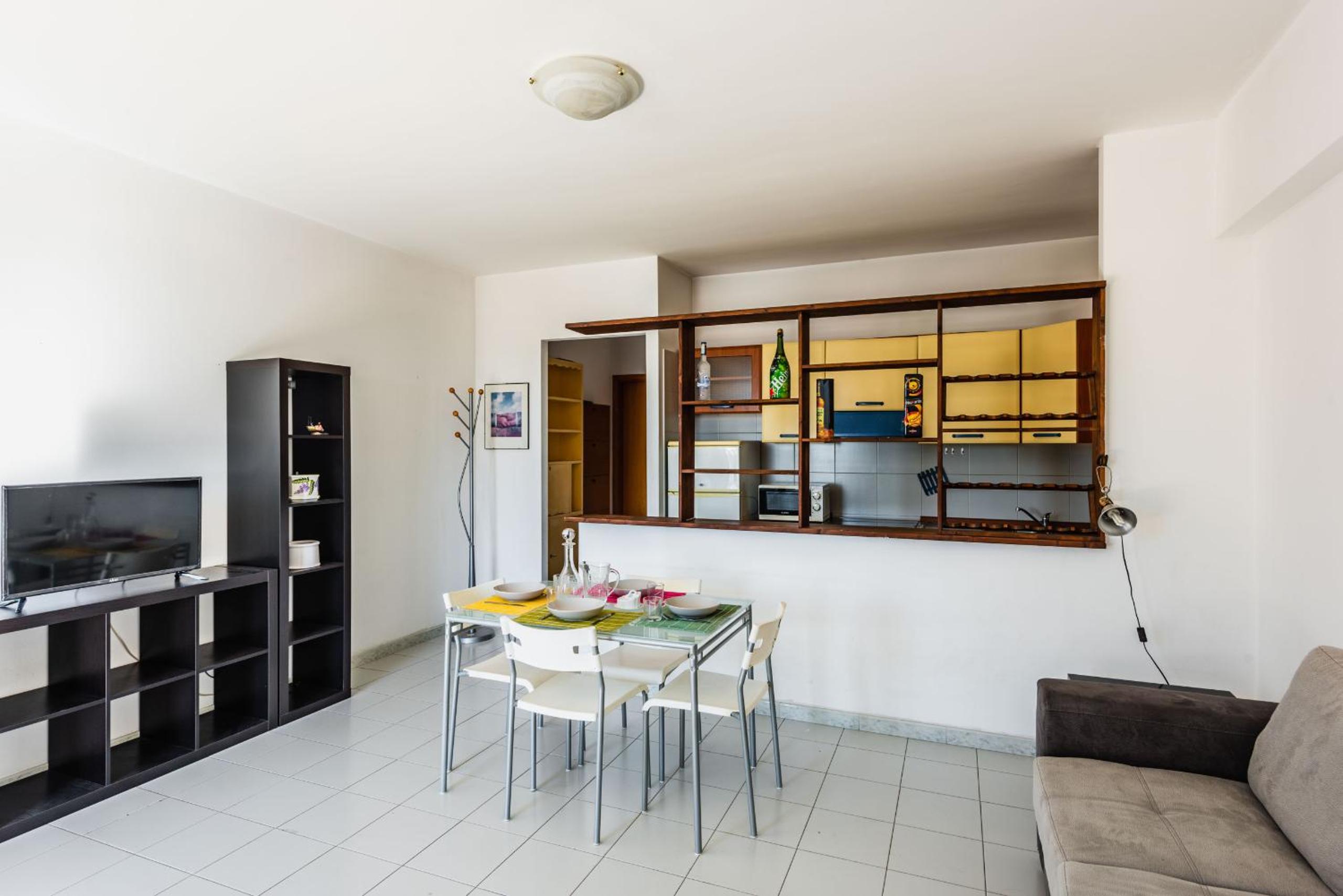 Apartment With Balcony photo 2
